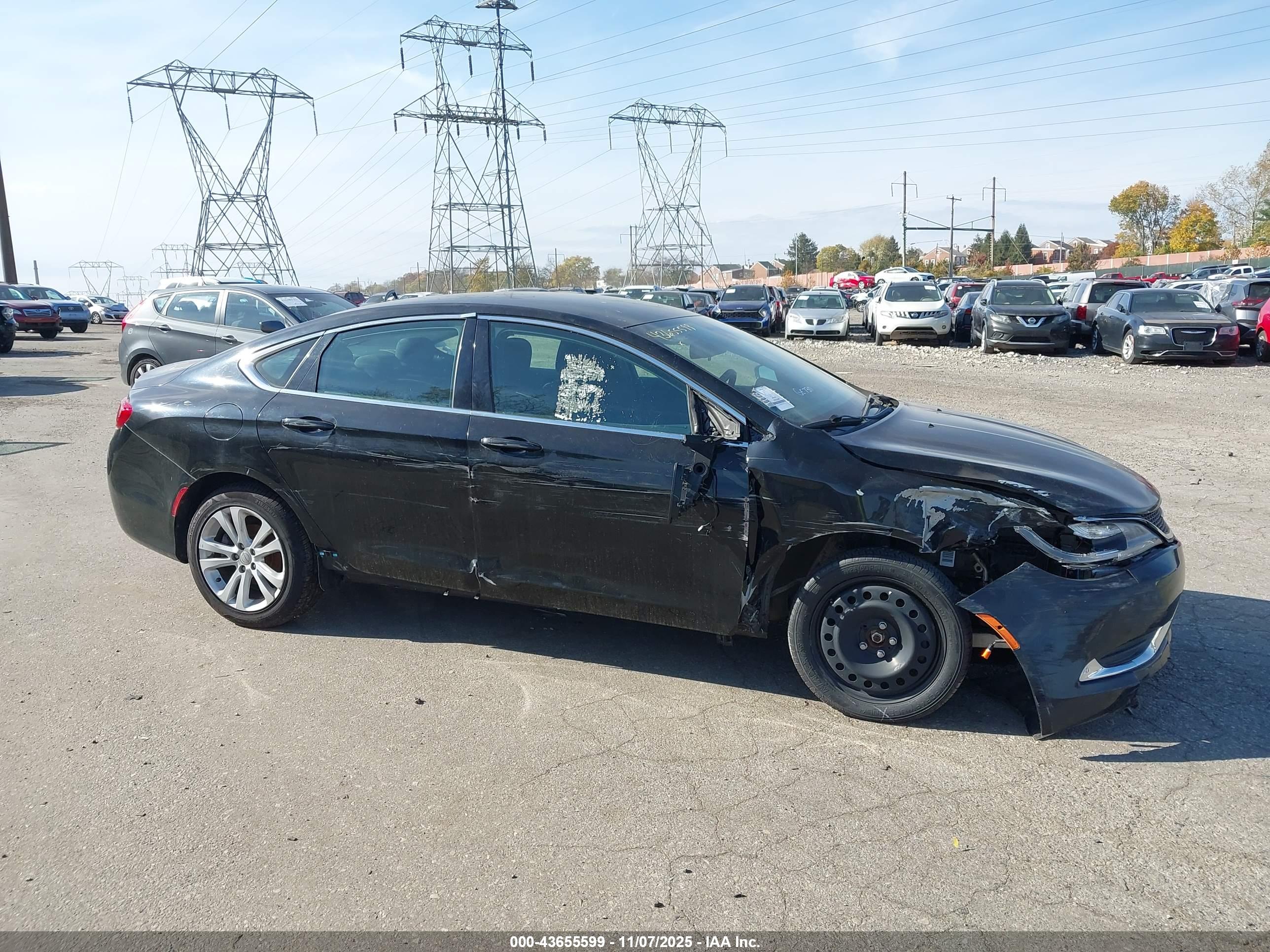 CHRYSLER 200 image 6