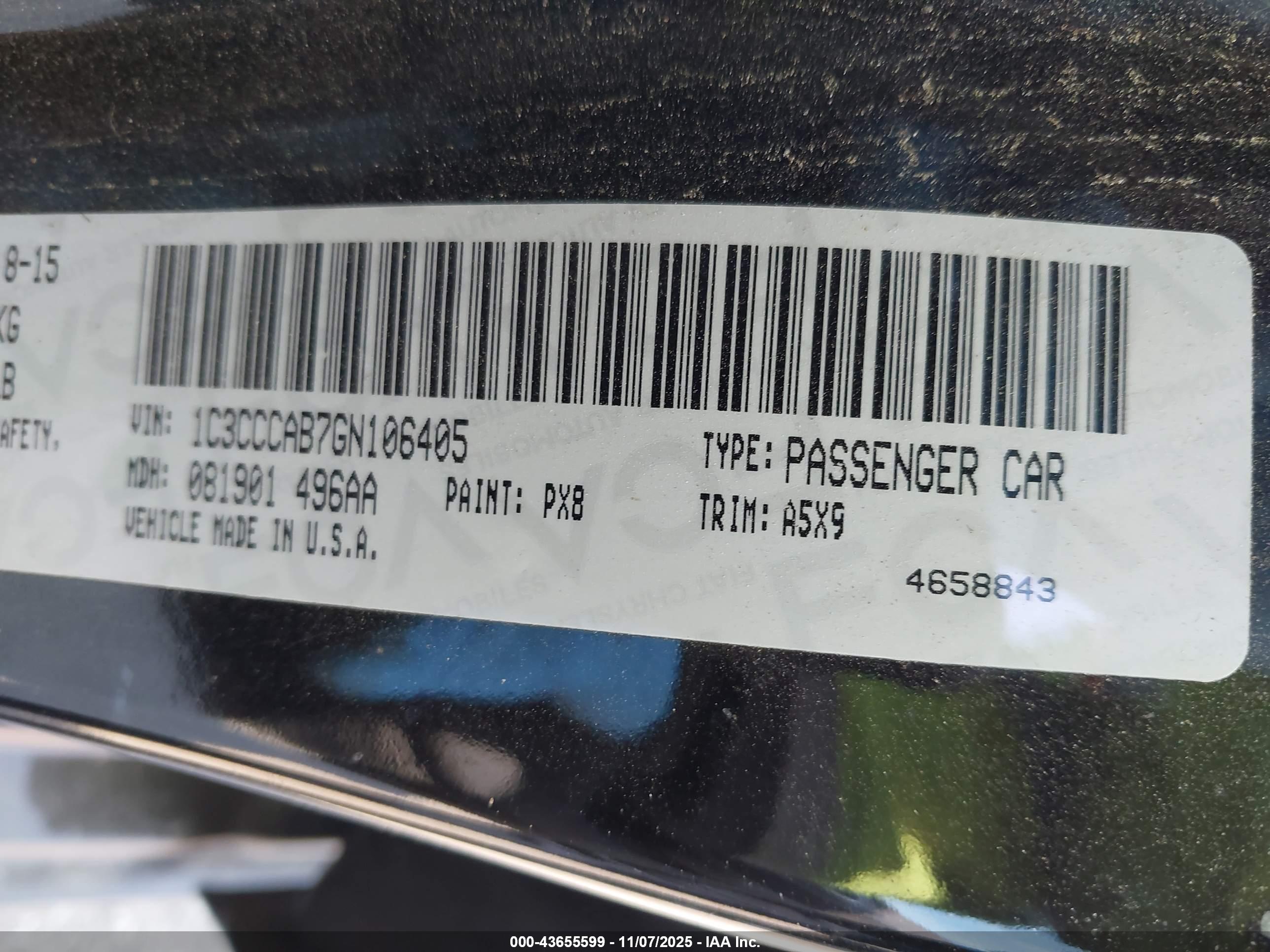 CHRYSLER 200 image 9
