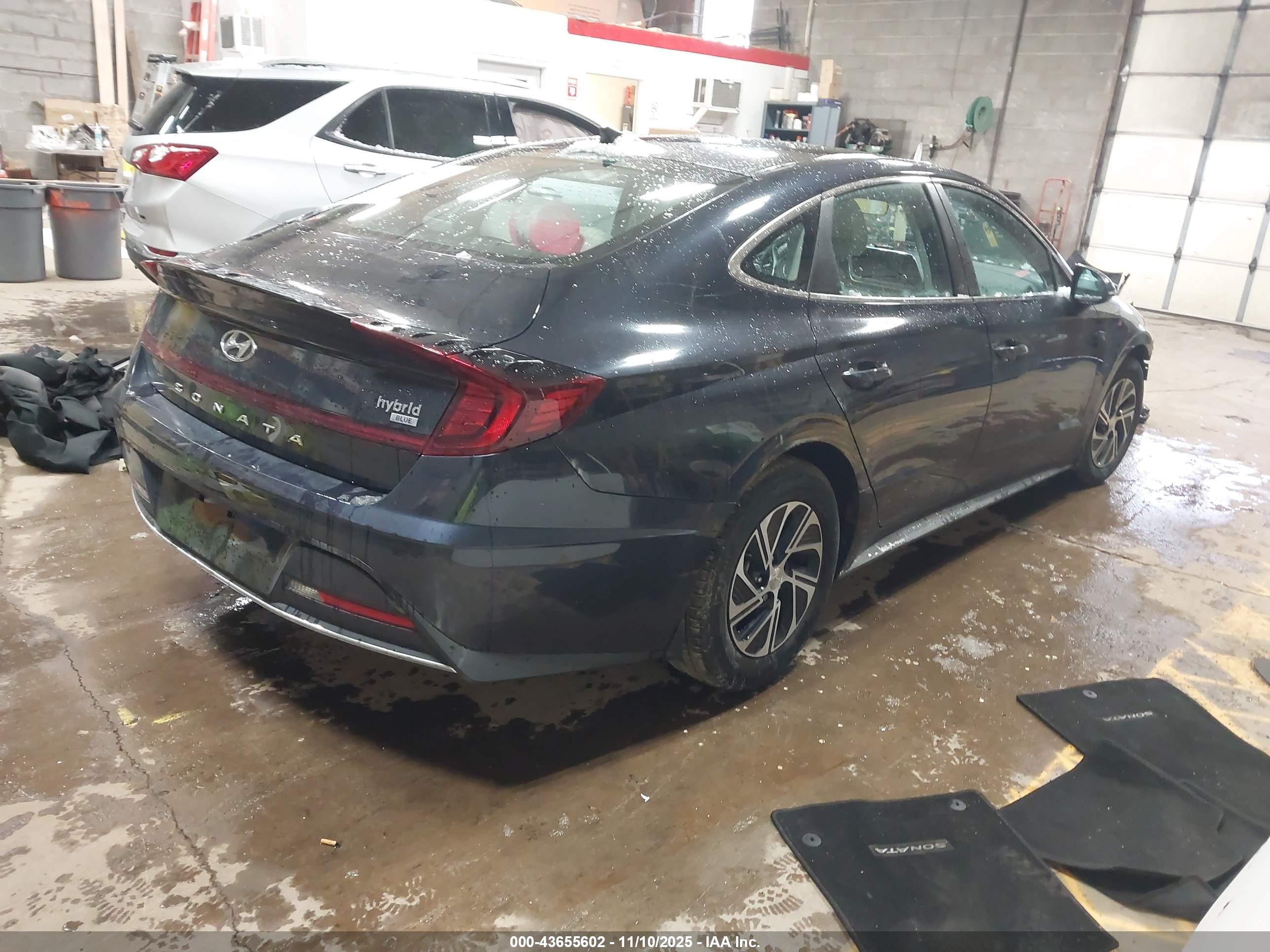 HYUNDAI SONATA image 4