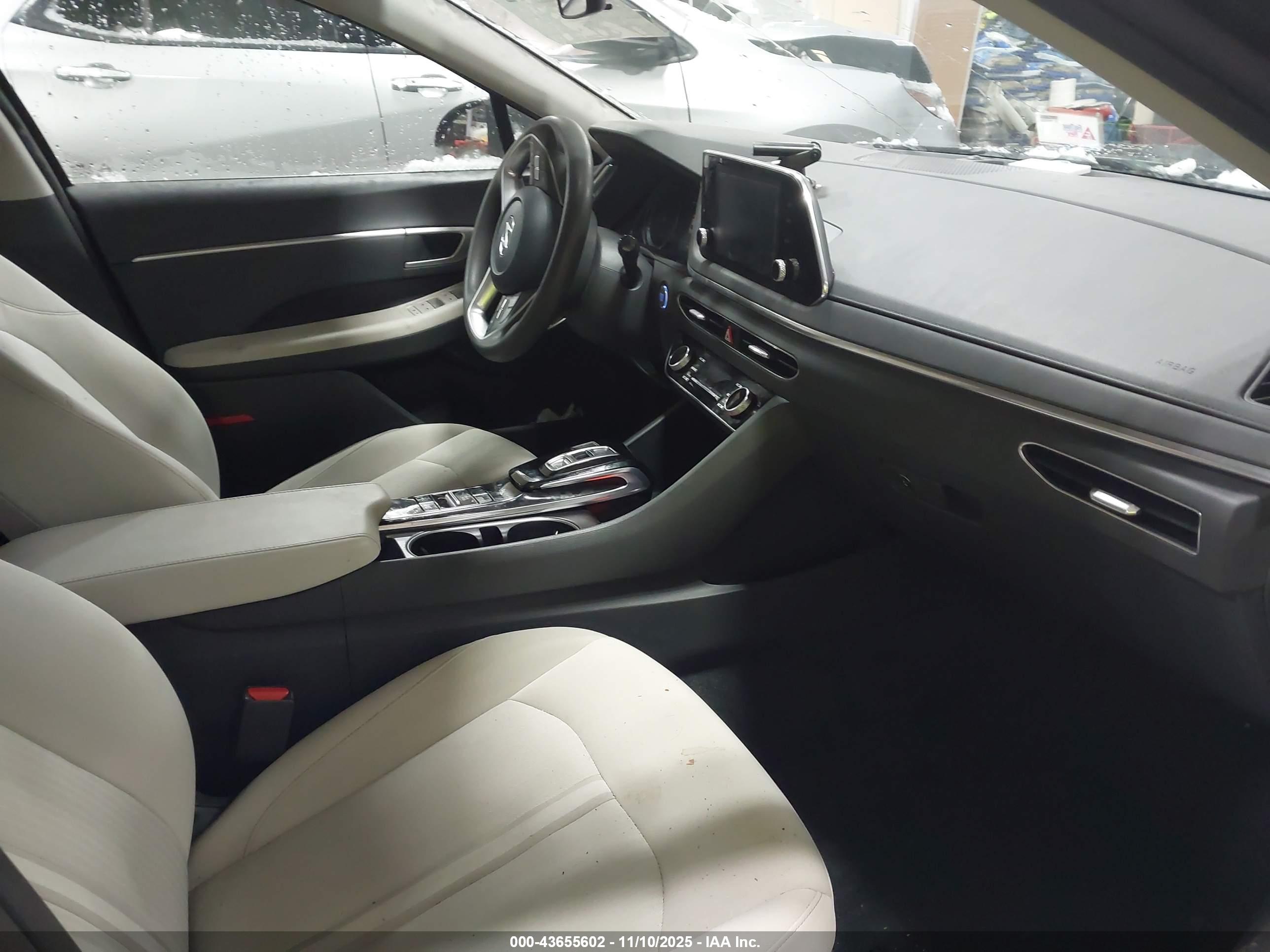 HYUNDAI SONATA image 5