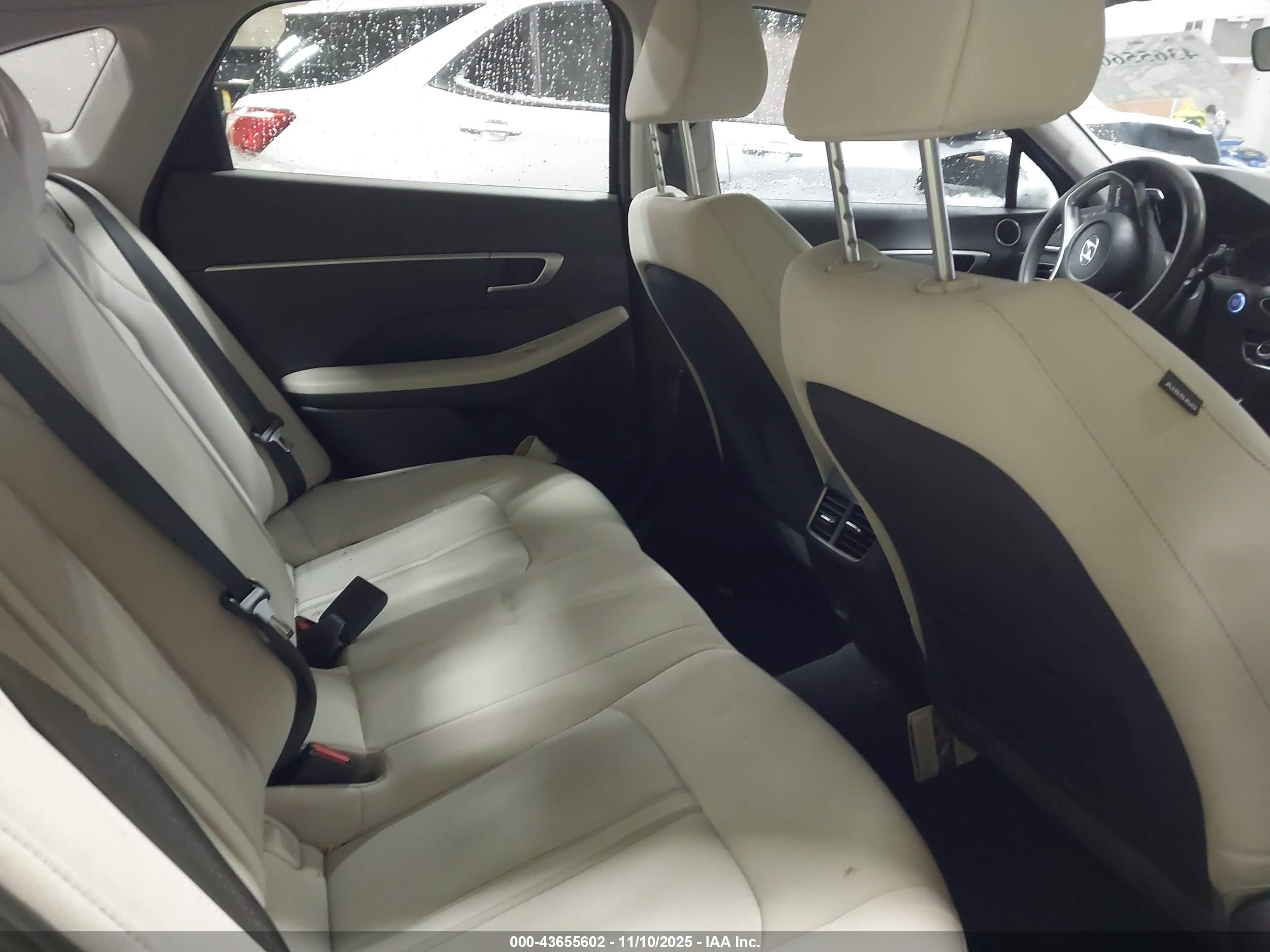 HYUNDAI SONATA image 8