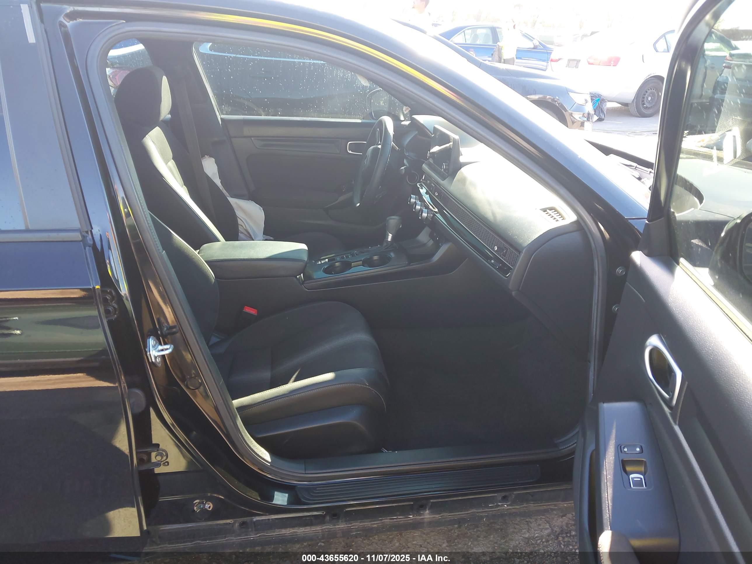 HONDA CIVIC image 5