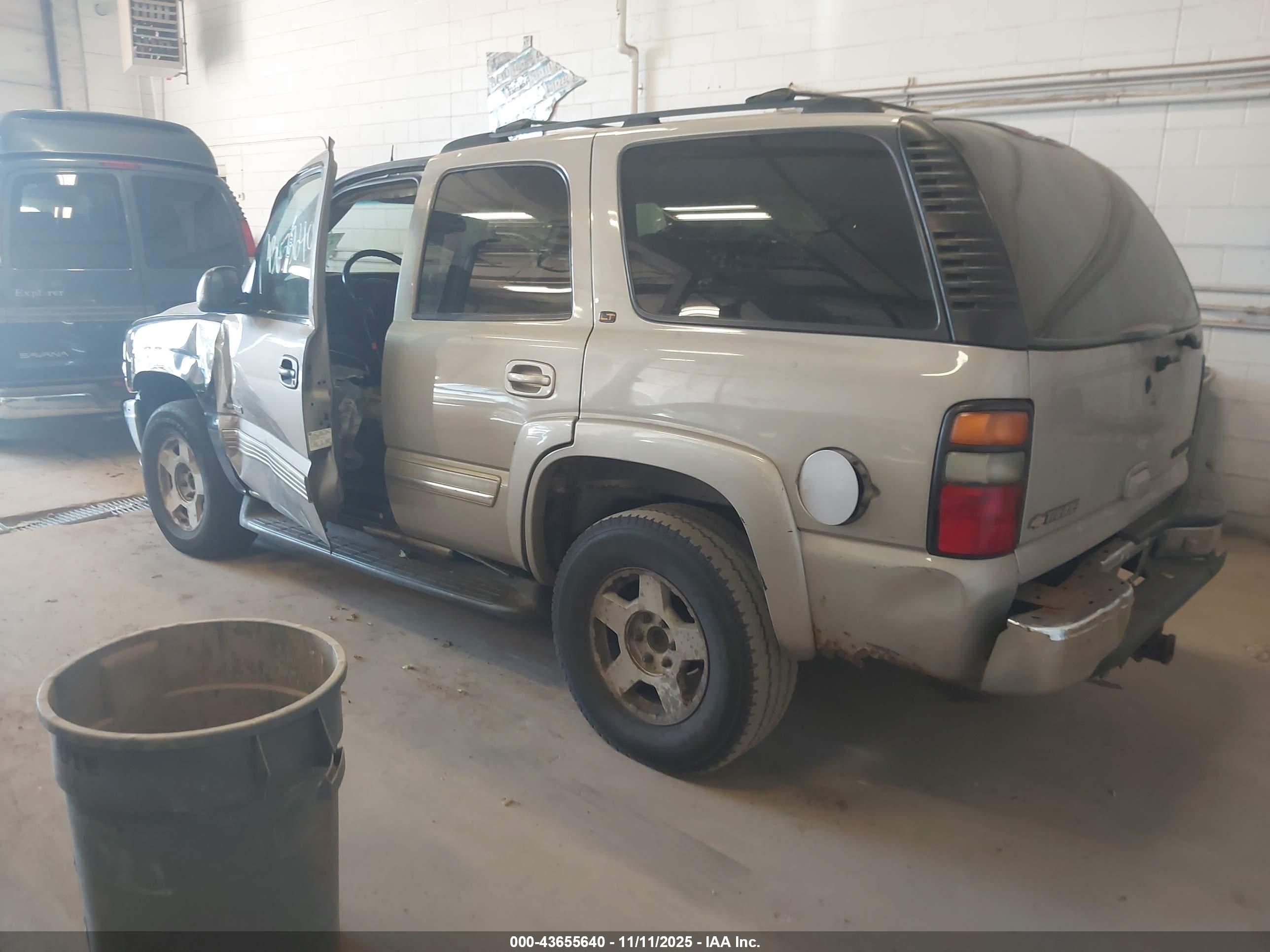 CHEVROLET TAHOE image 3