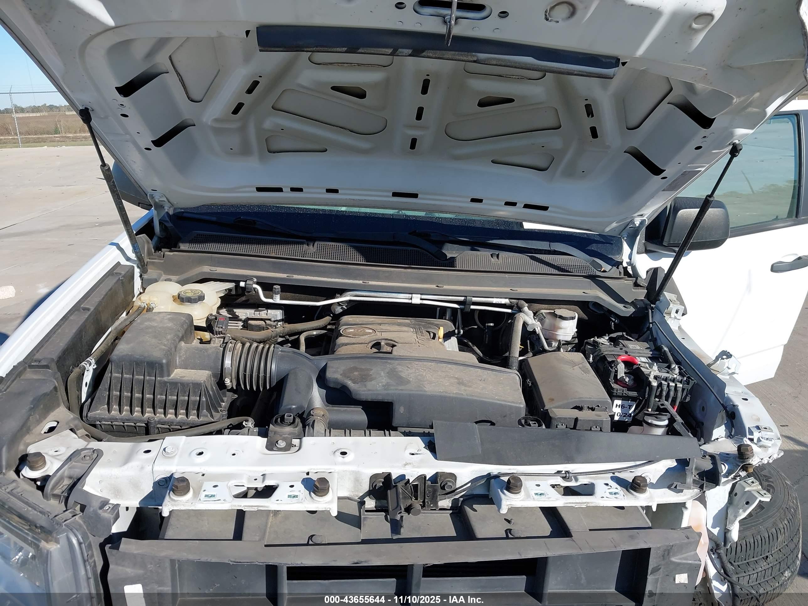 GMC CANYON image 10