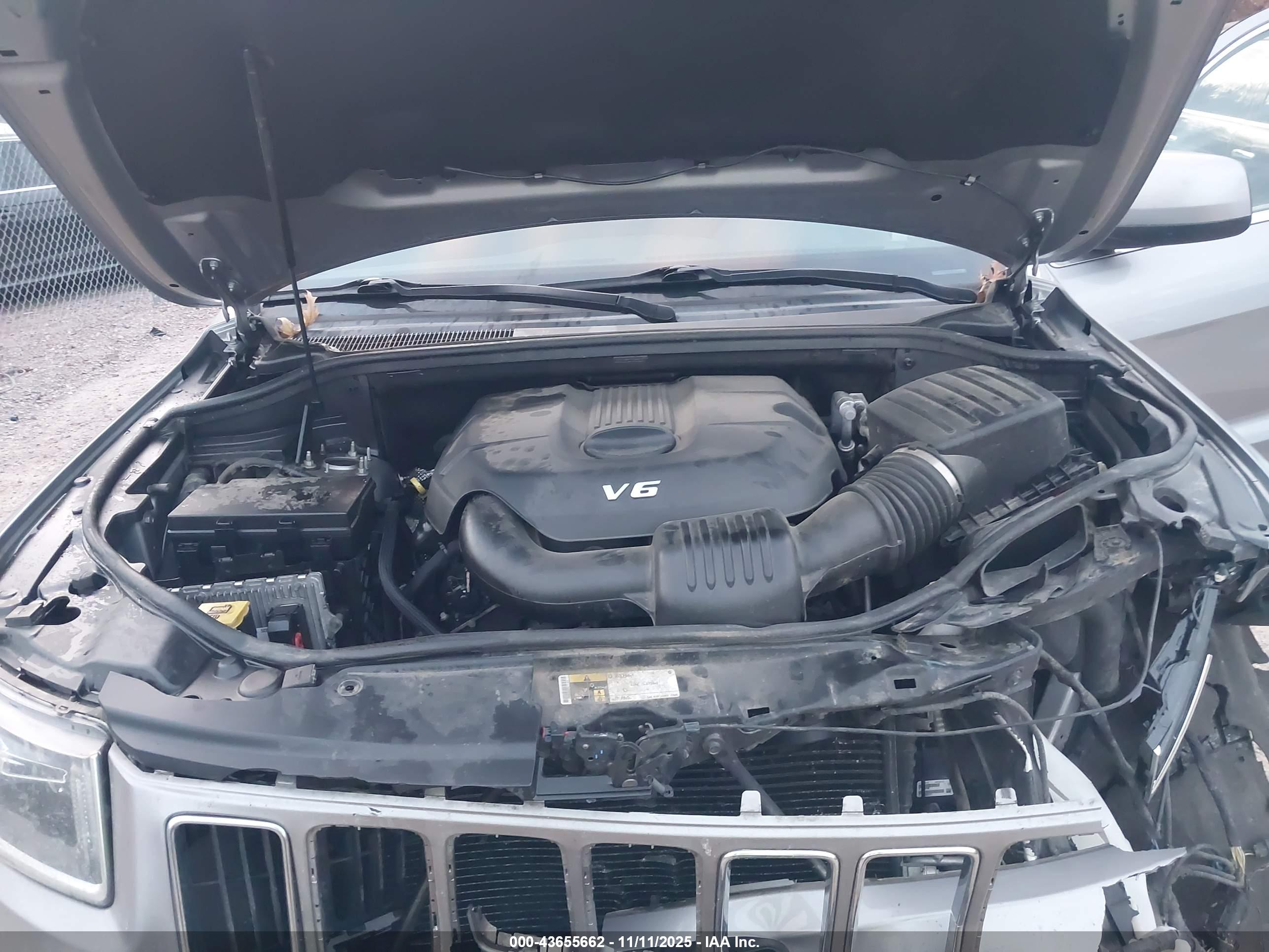 JEEP GRAND image 10