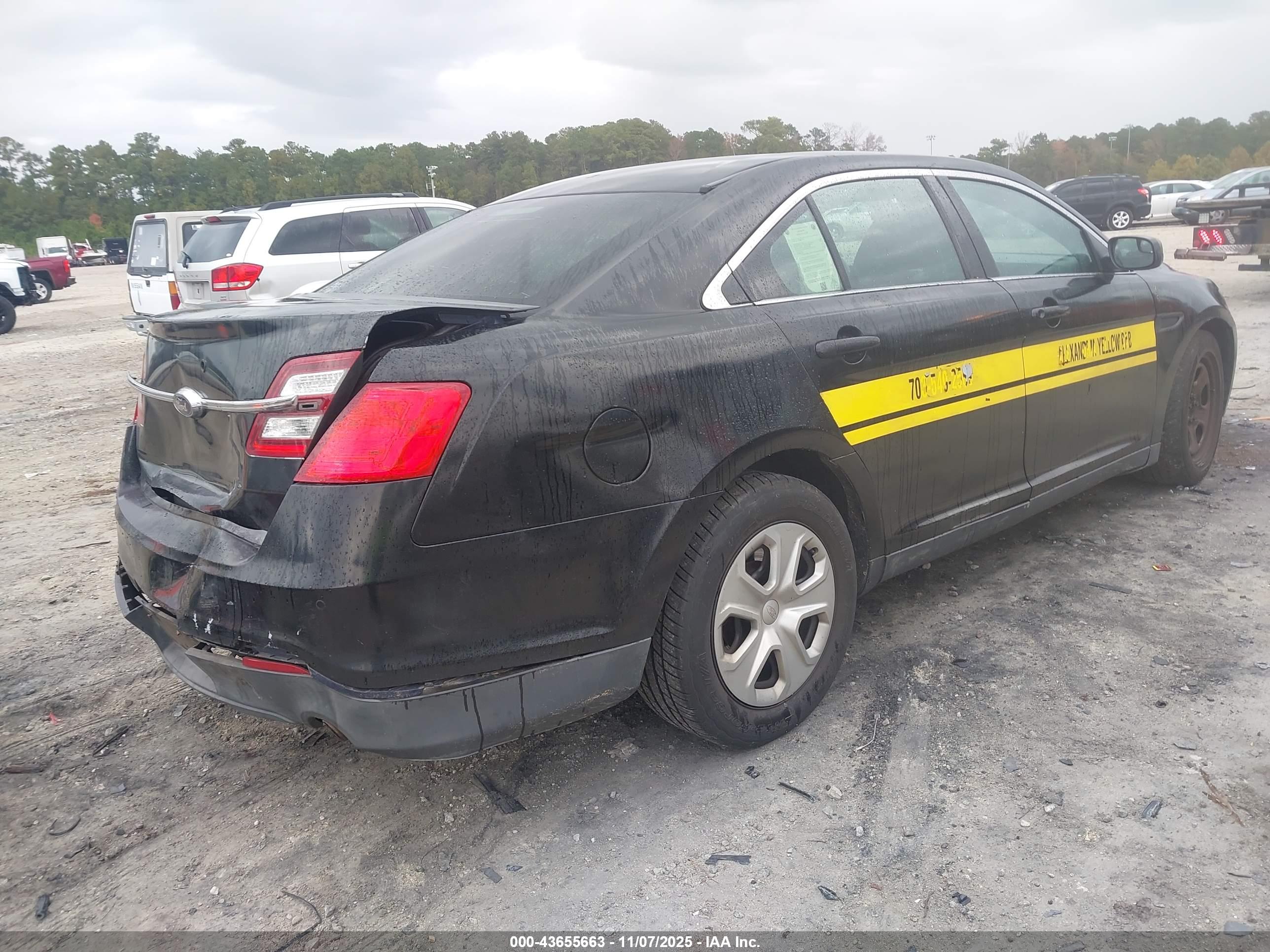 FORD POLICE image 4