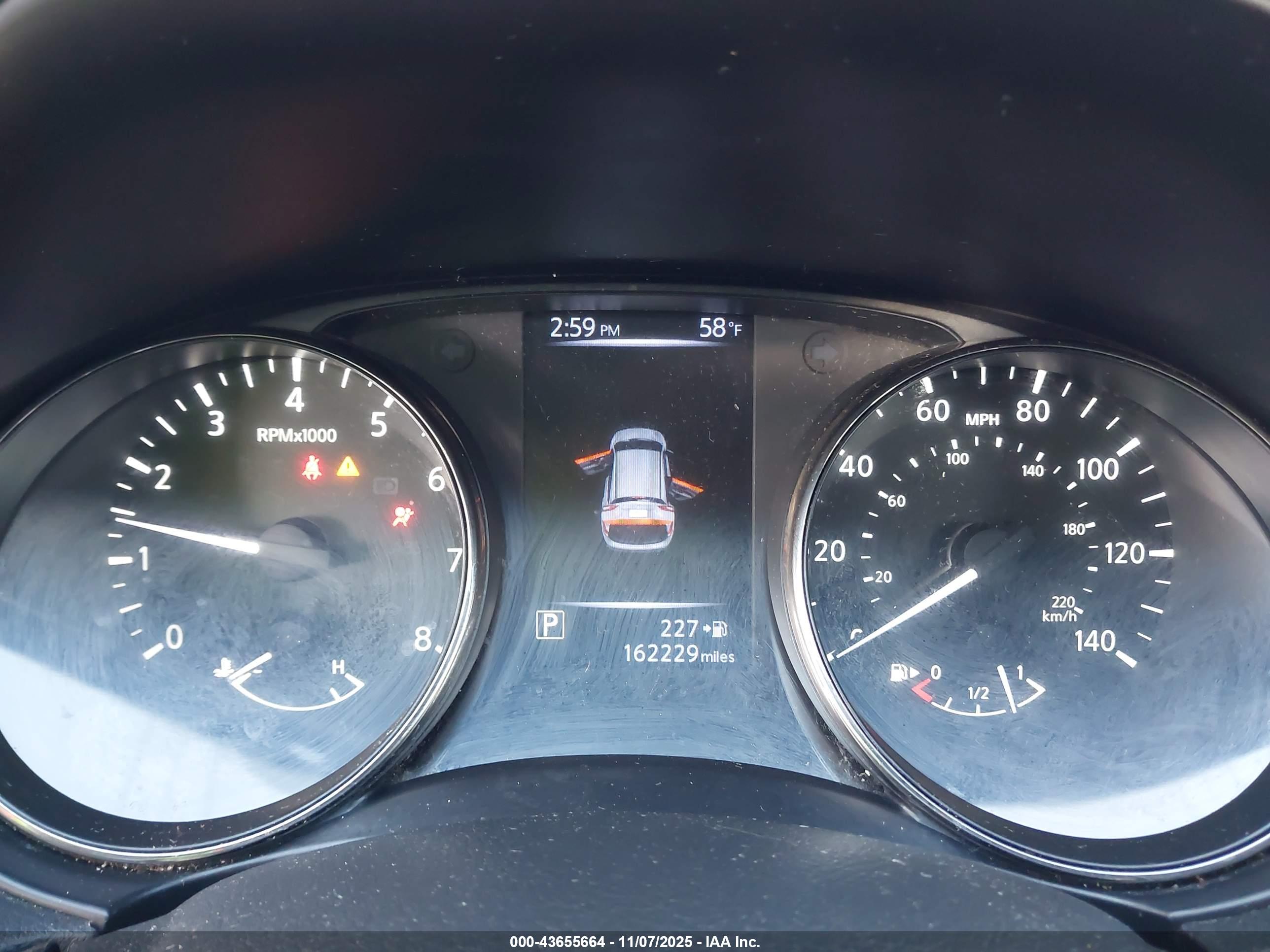 NISSAN ROGUE image 7