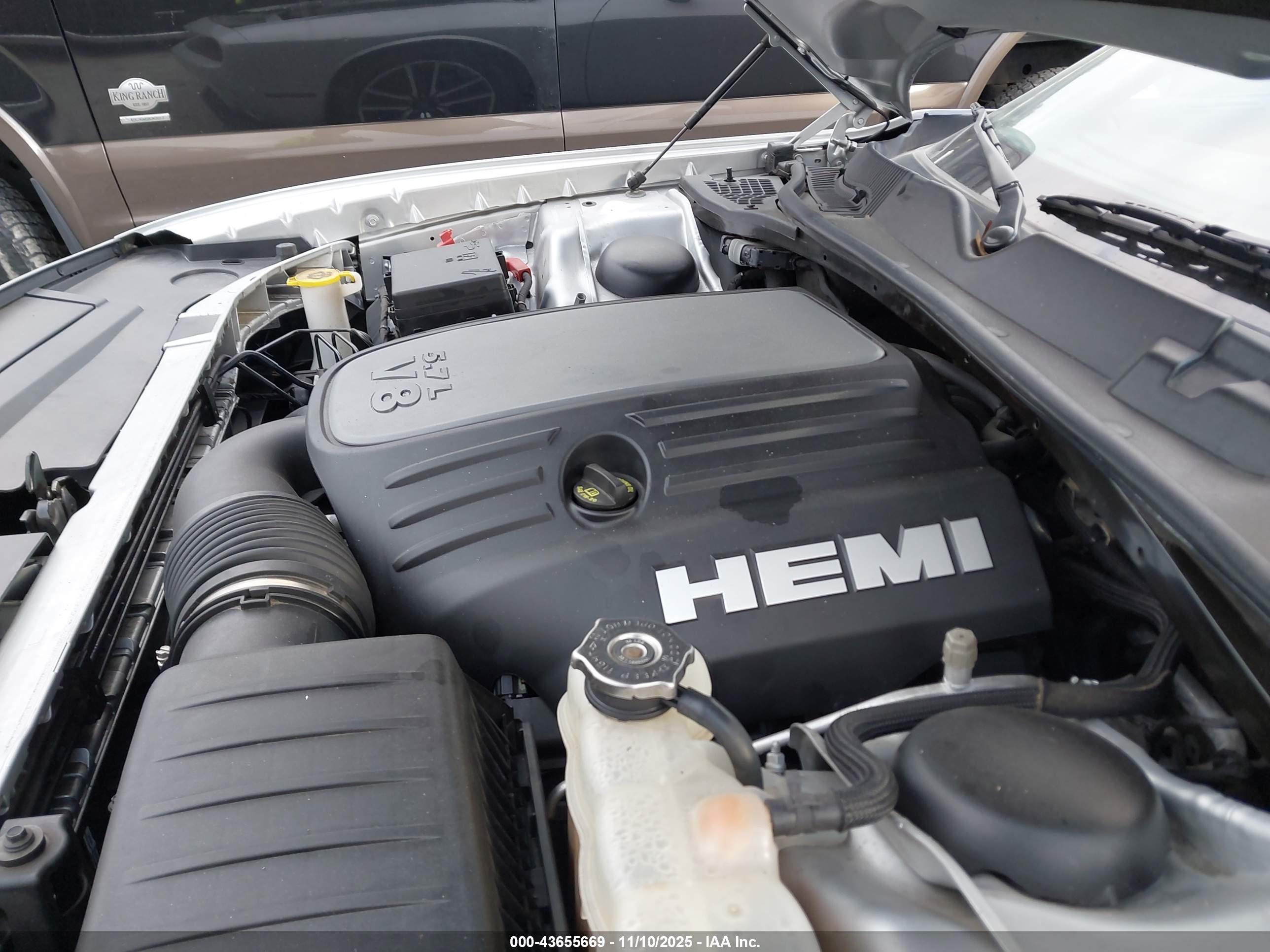 DODGE CHALLENGER image 10