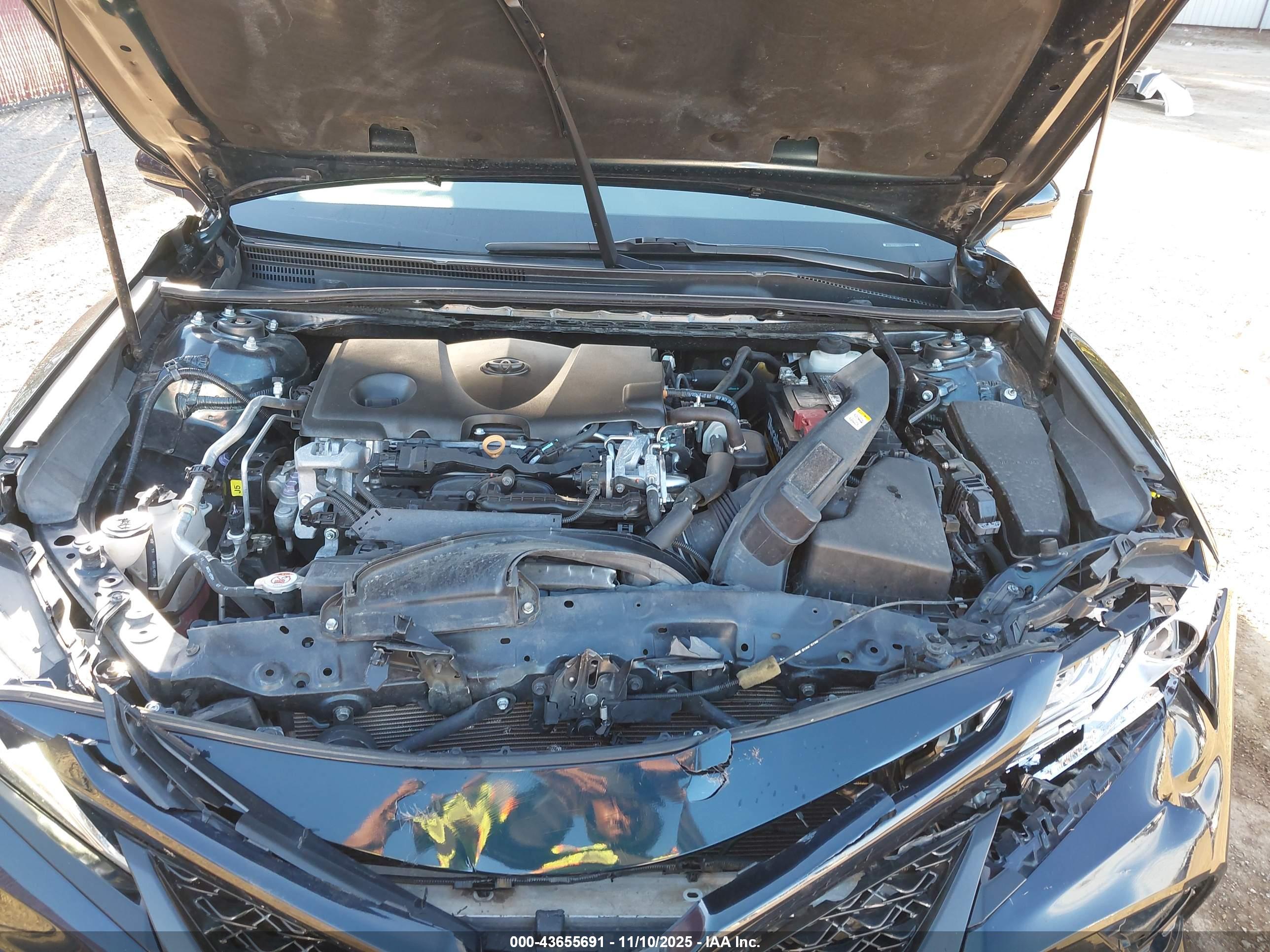 TOYOTA CAMRY image 10