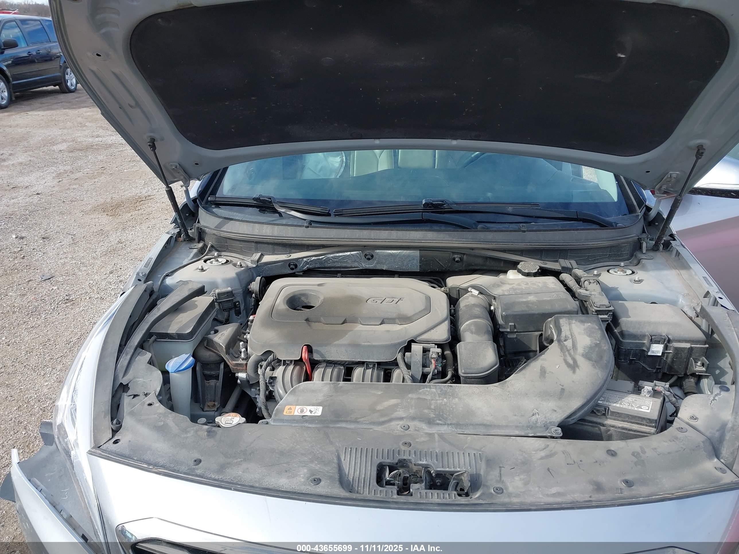 HYUNDAI SONATA image 10
