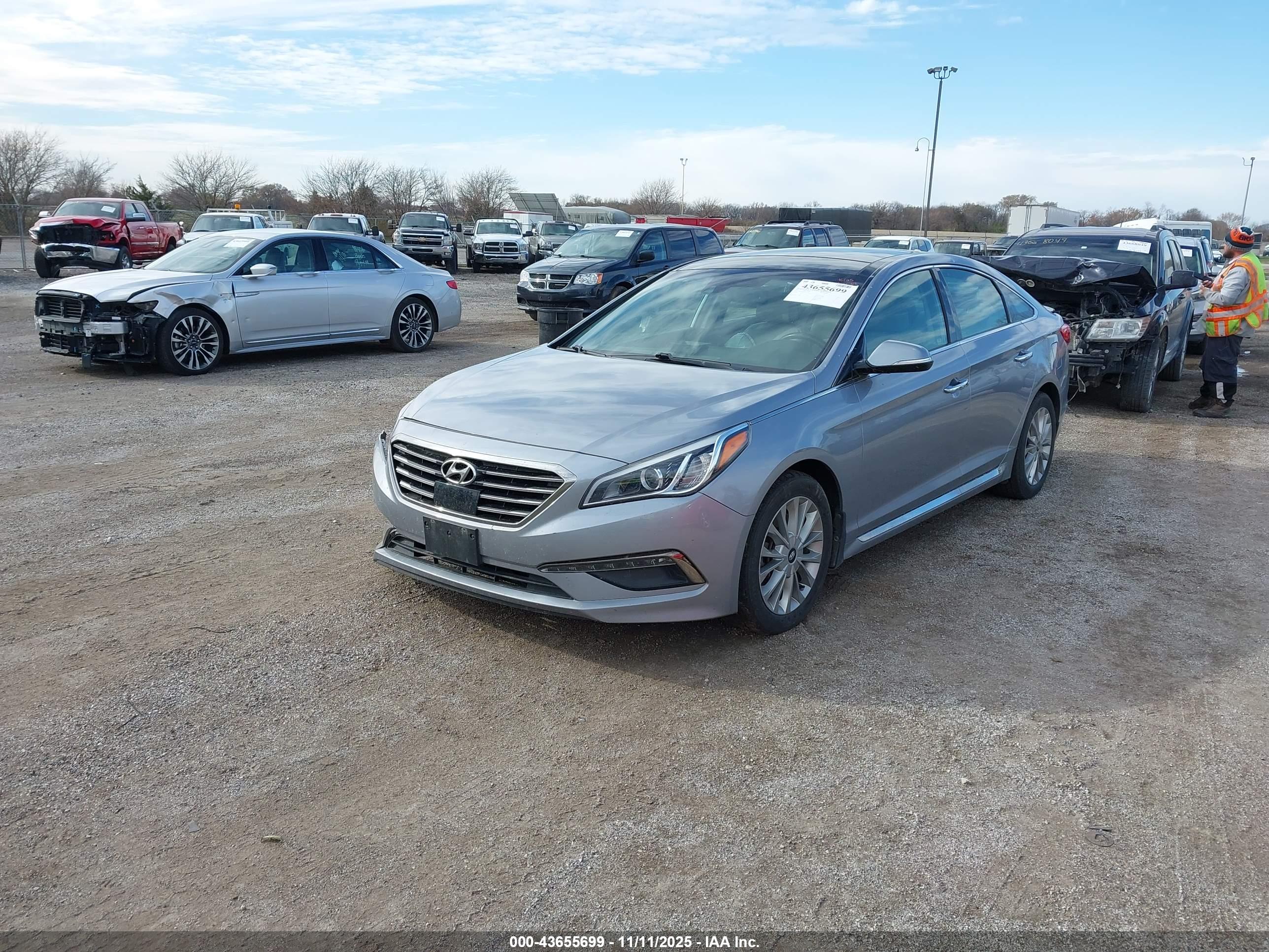 HYUNDAI SONATA image 2