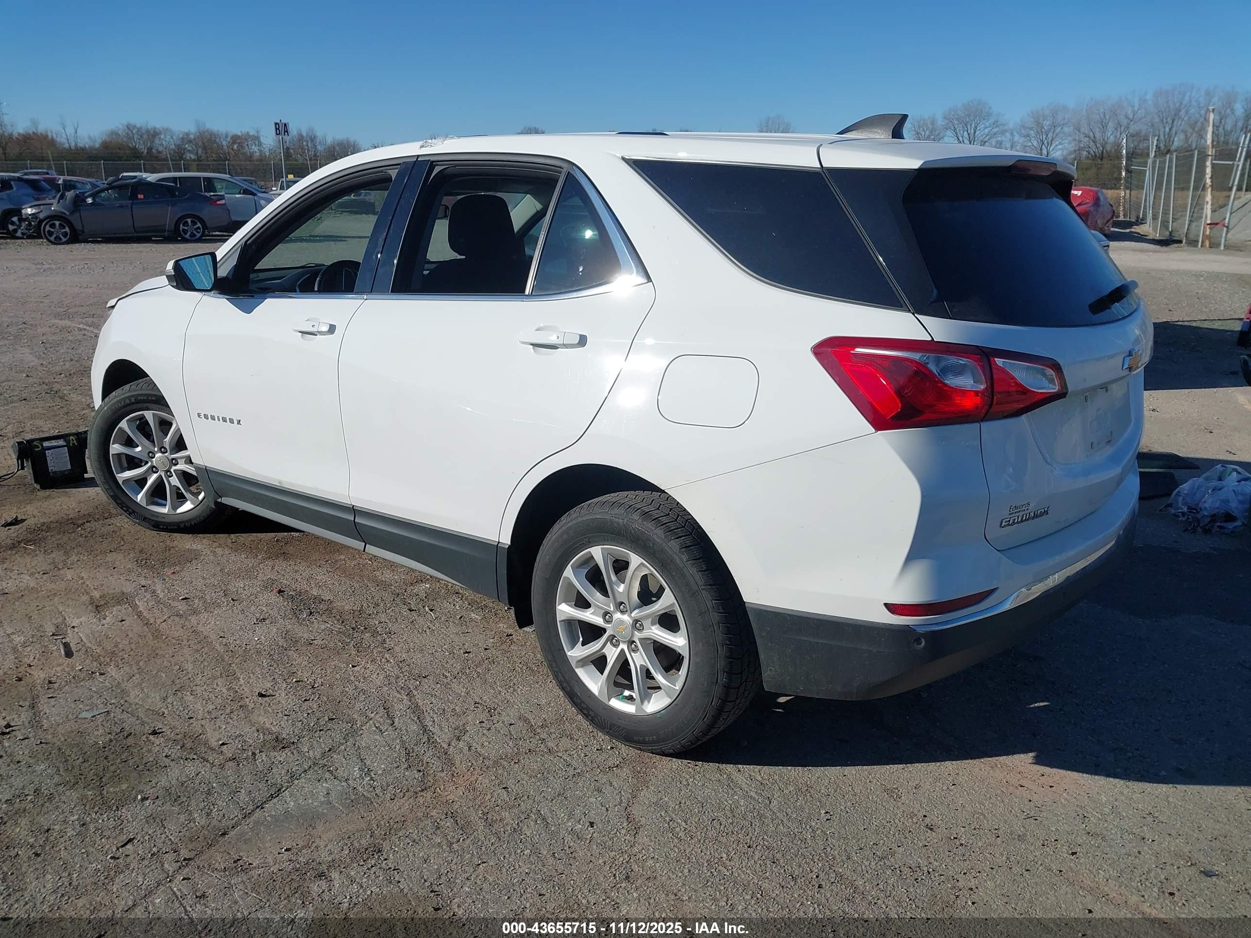 CHEVROLET EQUINOX image 3