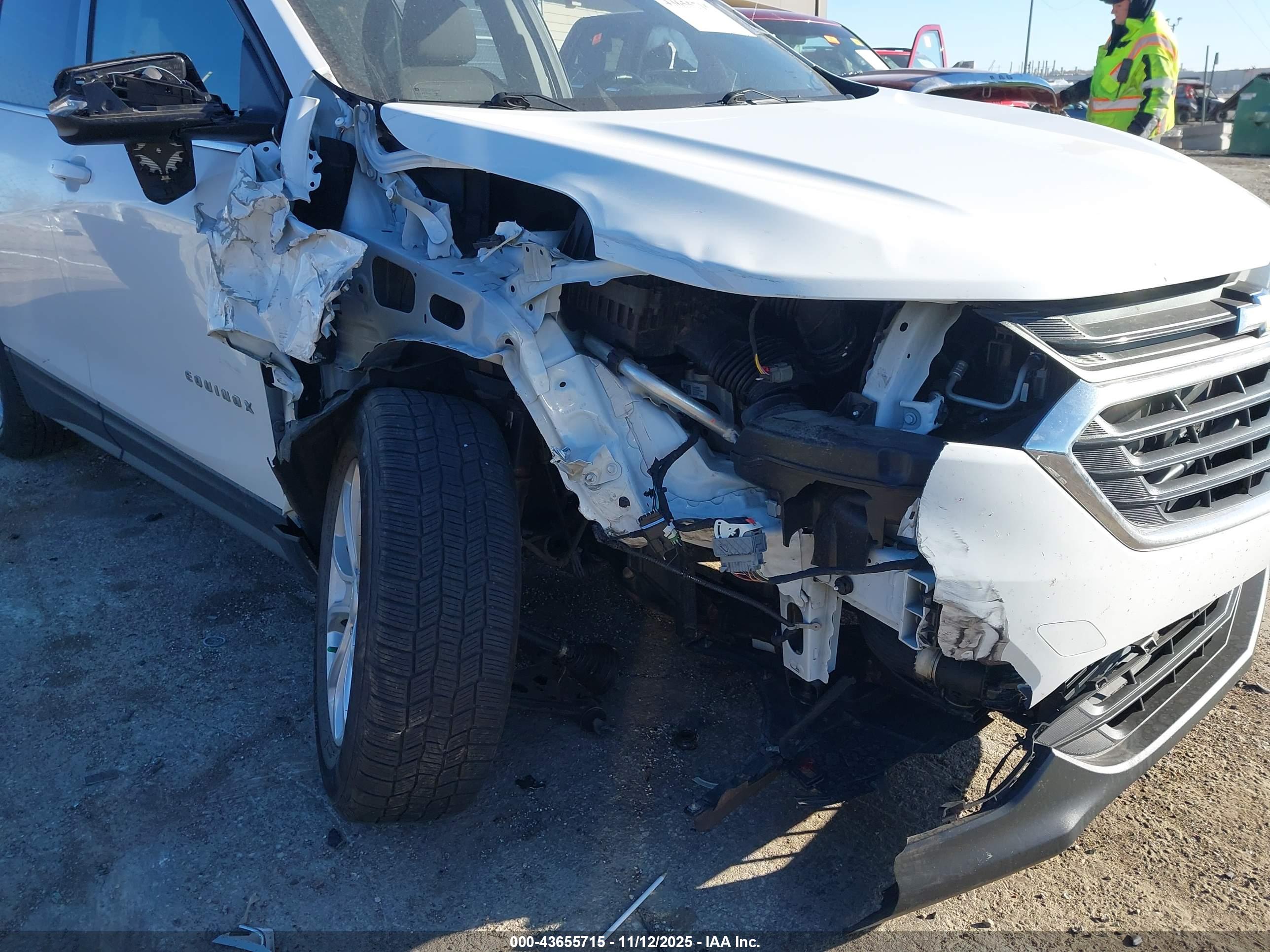 CHEVROLET EQUINOX image 6