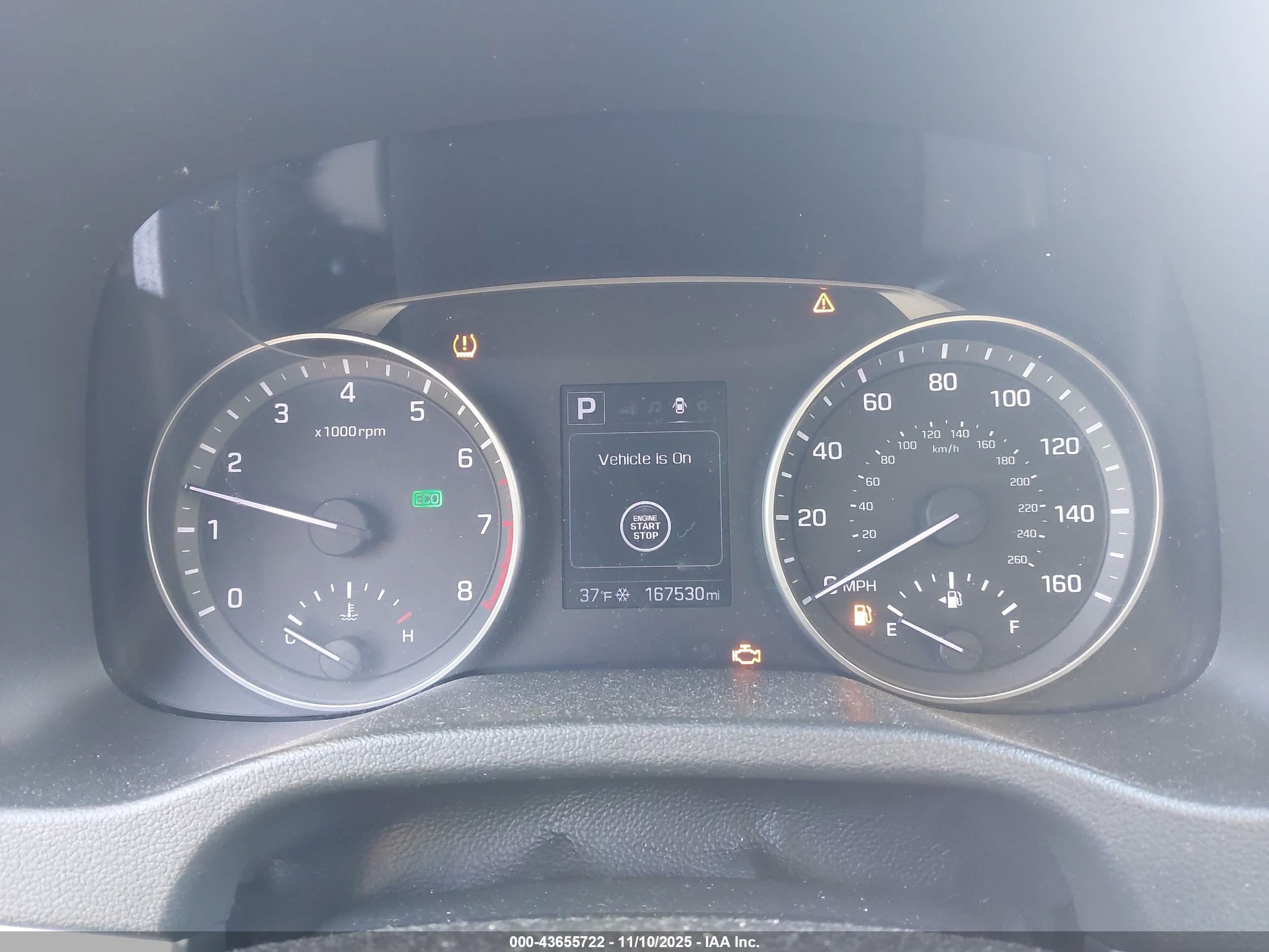 HYUNDAI ELANTRA image 7