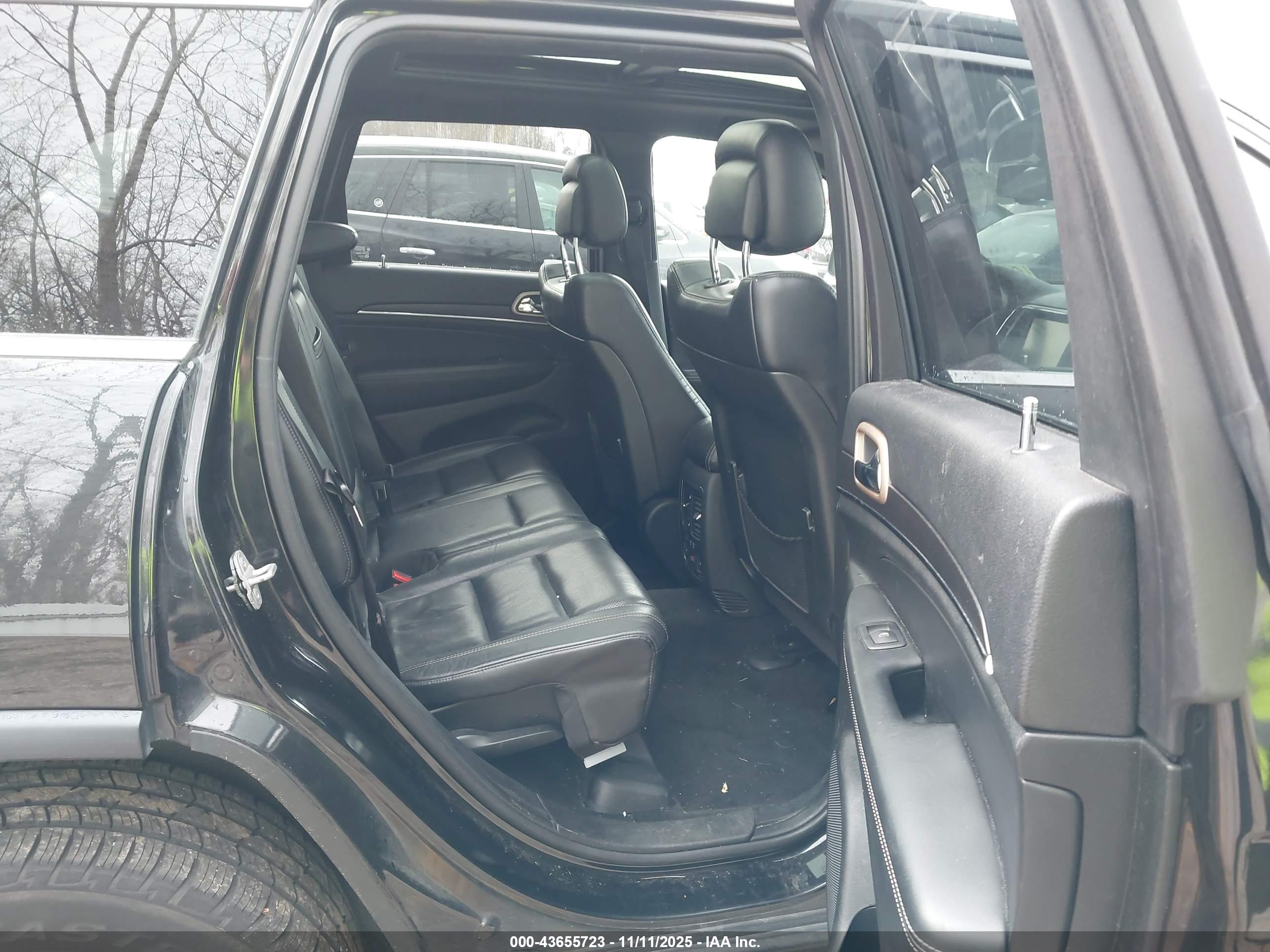 JEEP GRAND image 8