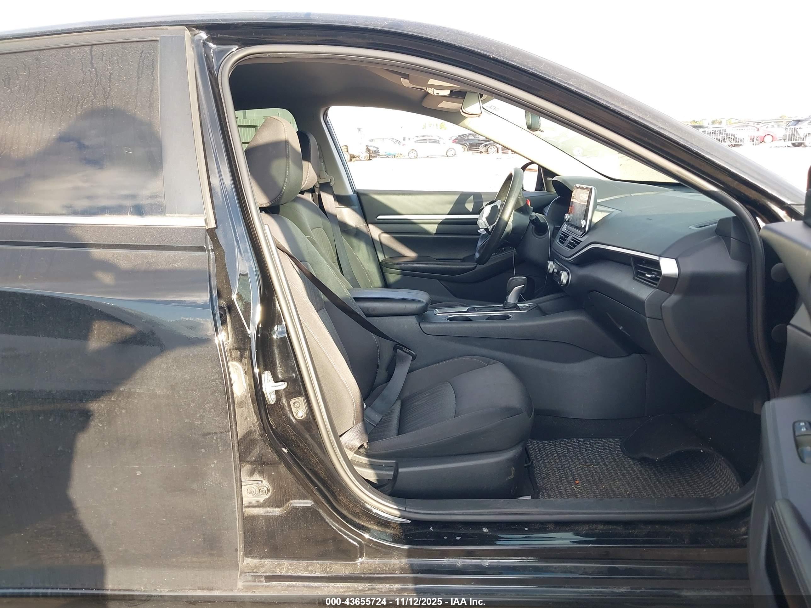 NISSAN ALTIMA image 5