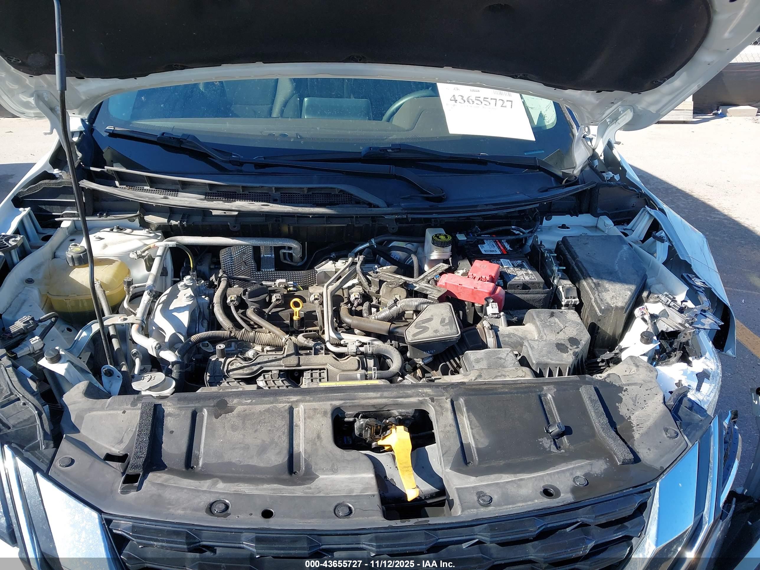 NISSAN ROGUE image 10