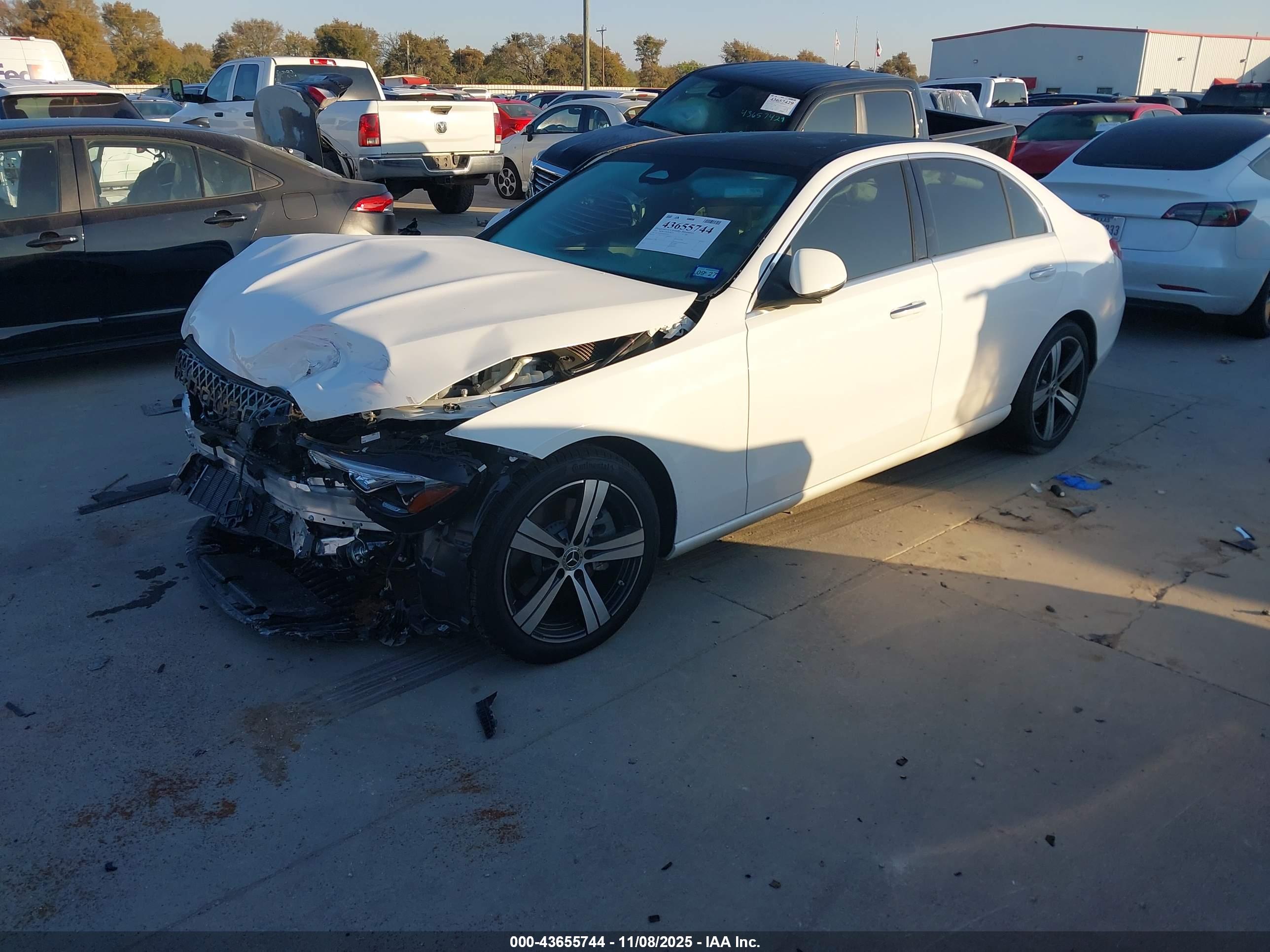 MERCEDES-BENZ C image 2