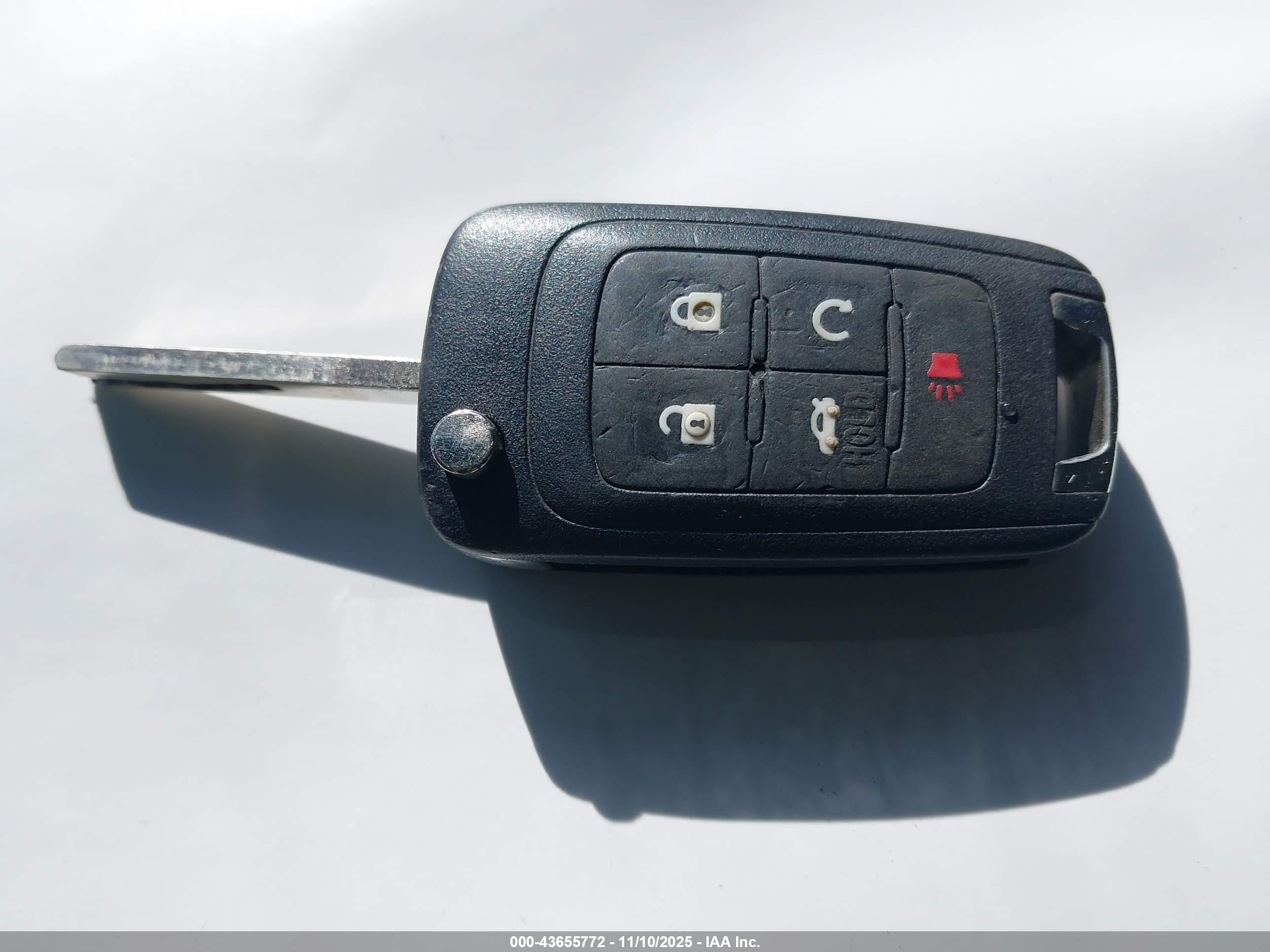 CHEVROLET EQUINOX image 11