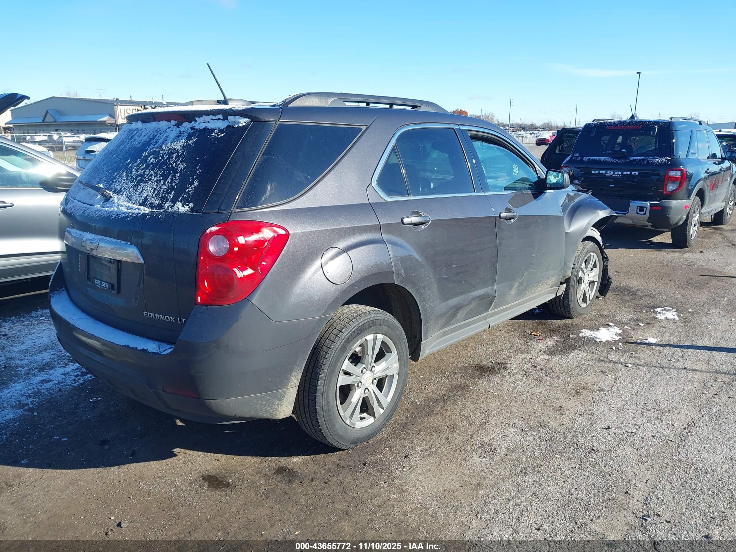 CHEVROLET EQUINOX image 4