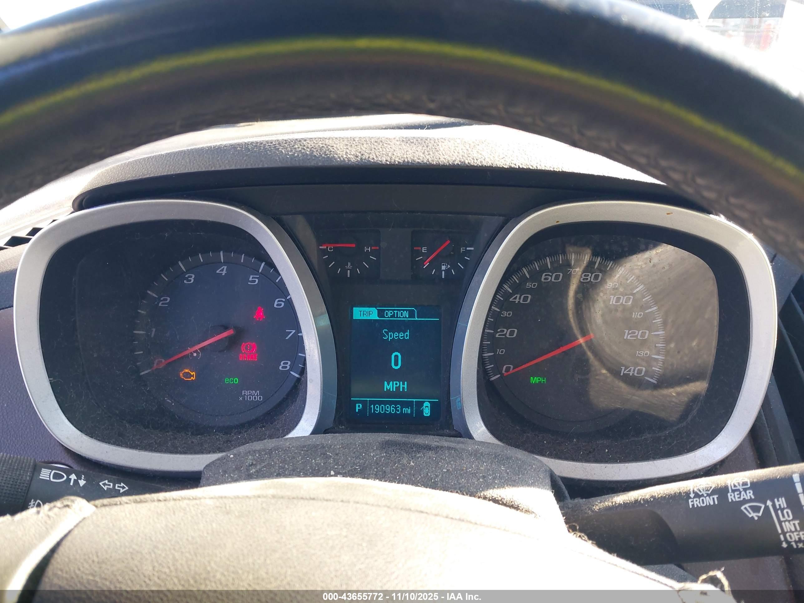 CHEVROLET EQUINOX image 7