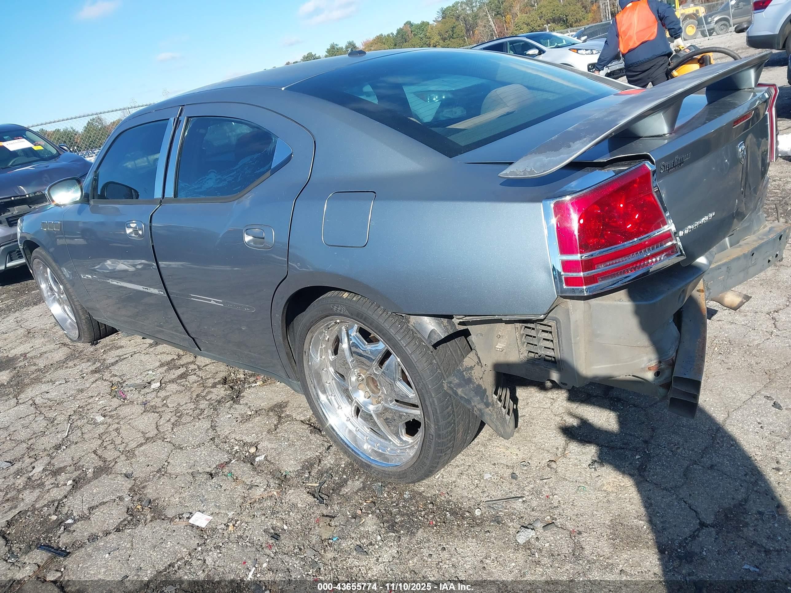 DODGE CHARGER image 3