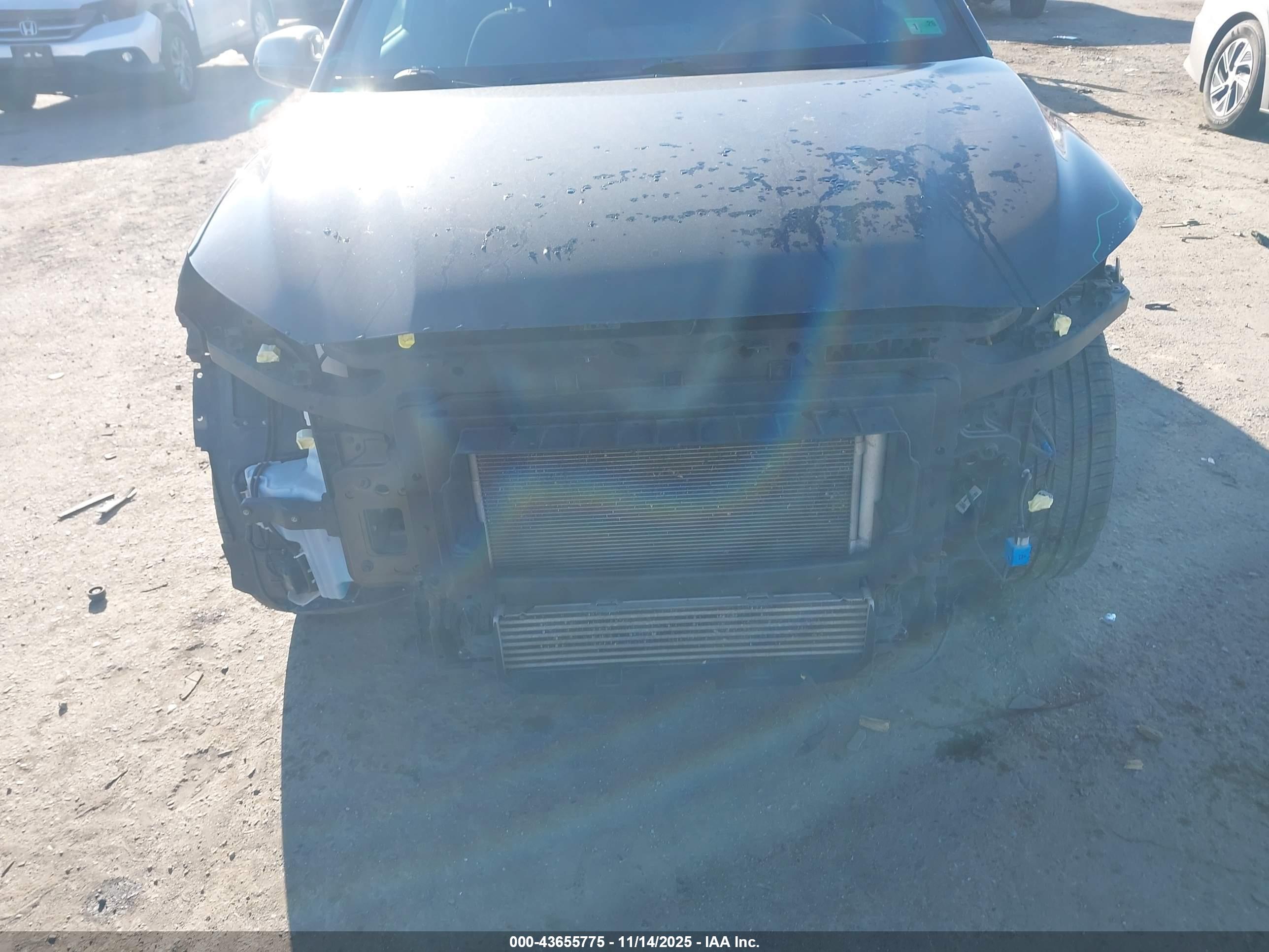 HYUNDAI KONA image 6