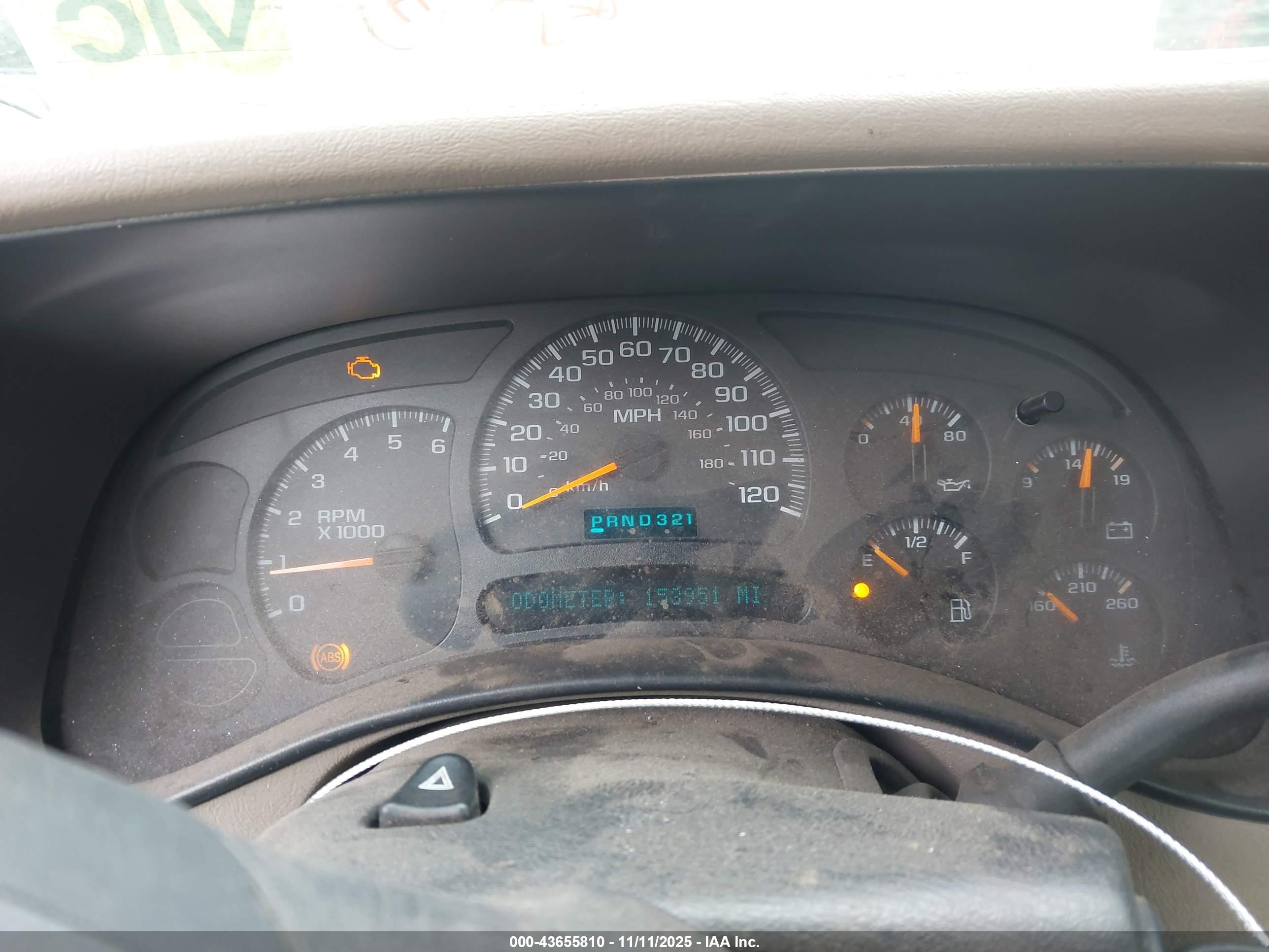 CHEVROLET SILVERADO image 7