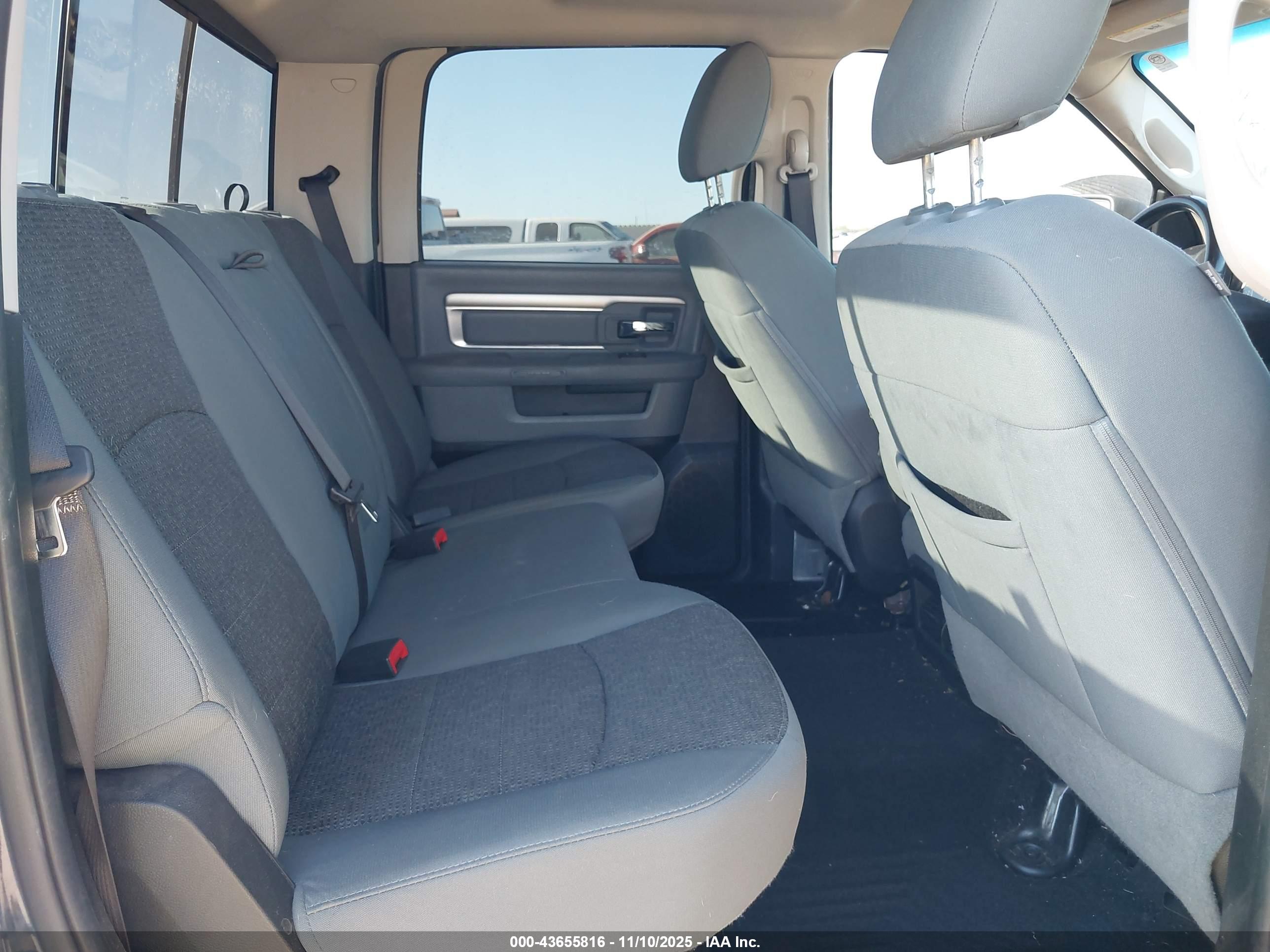RAM 1500 image 8