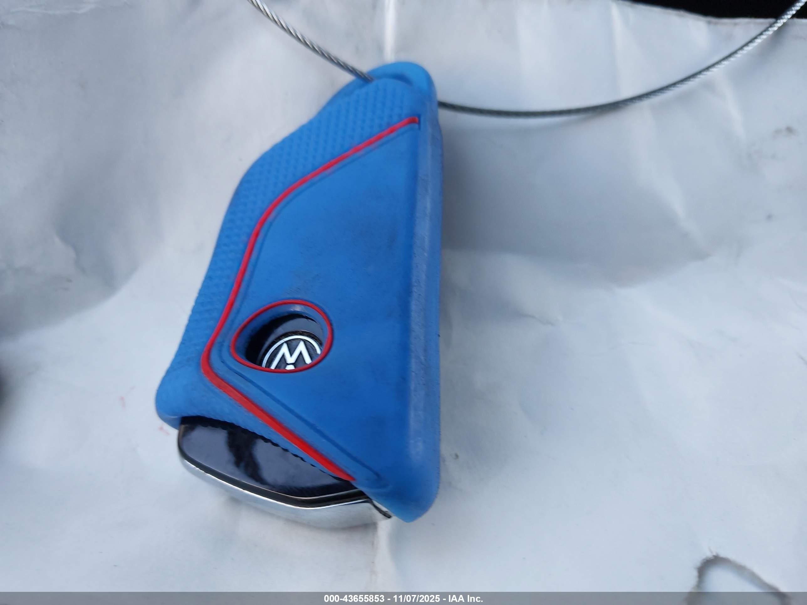 VOLKSWAGEN ID.4 image 11