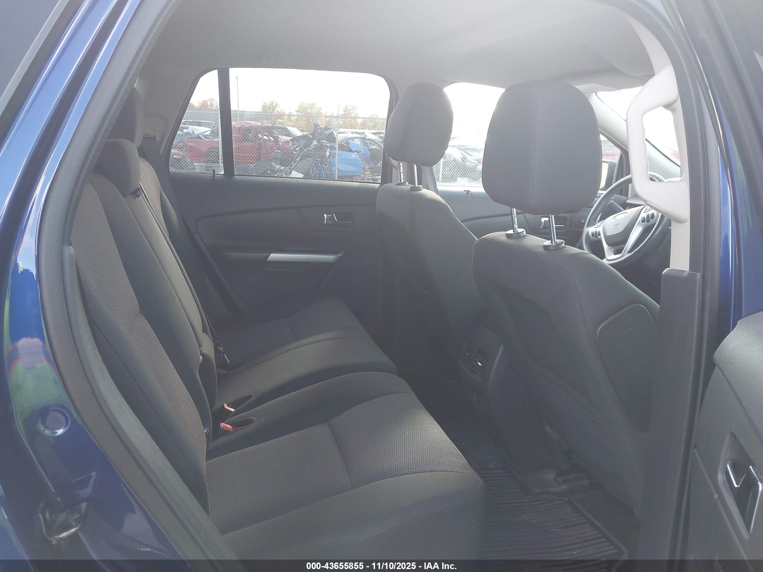 FORD EDGE image 8