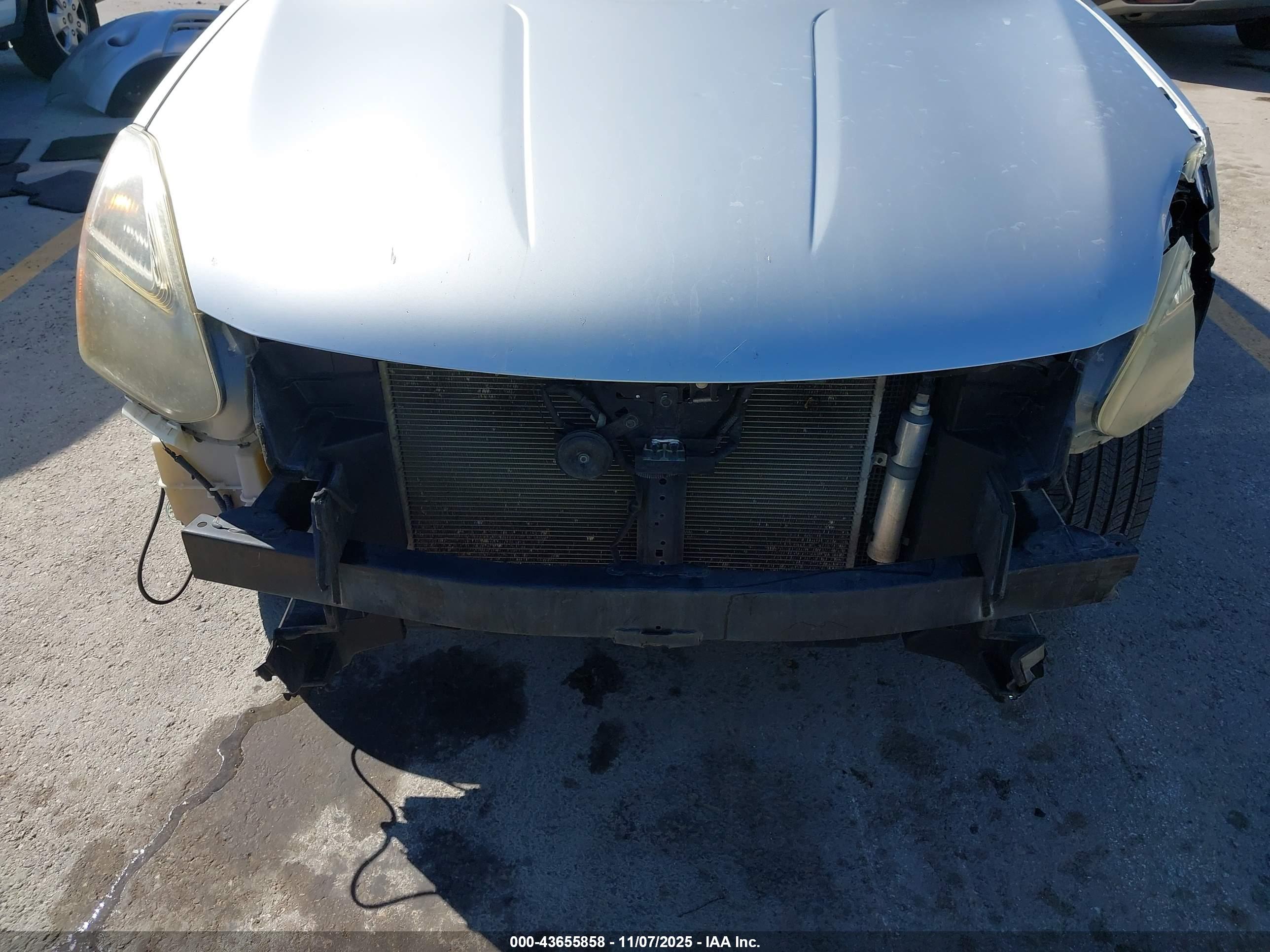 NISSAN ROGUE image 6