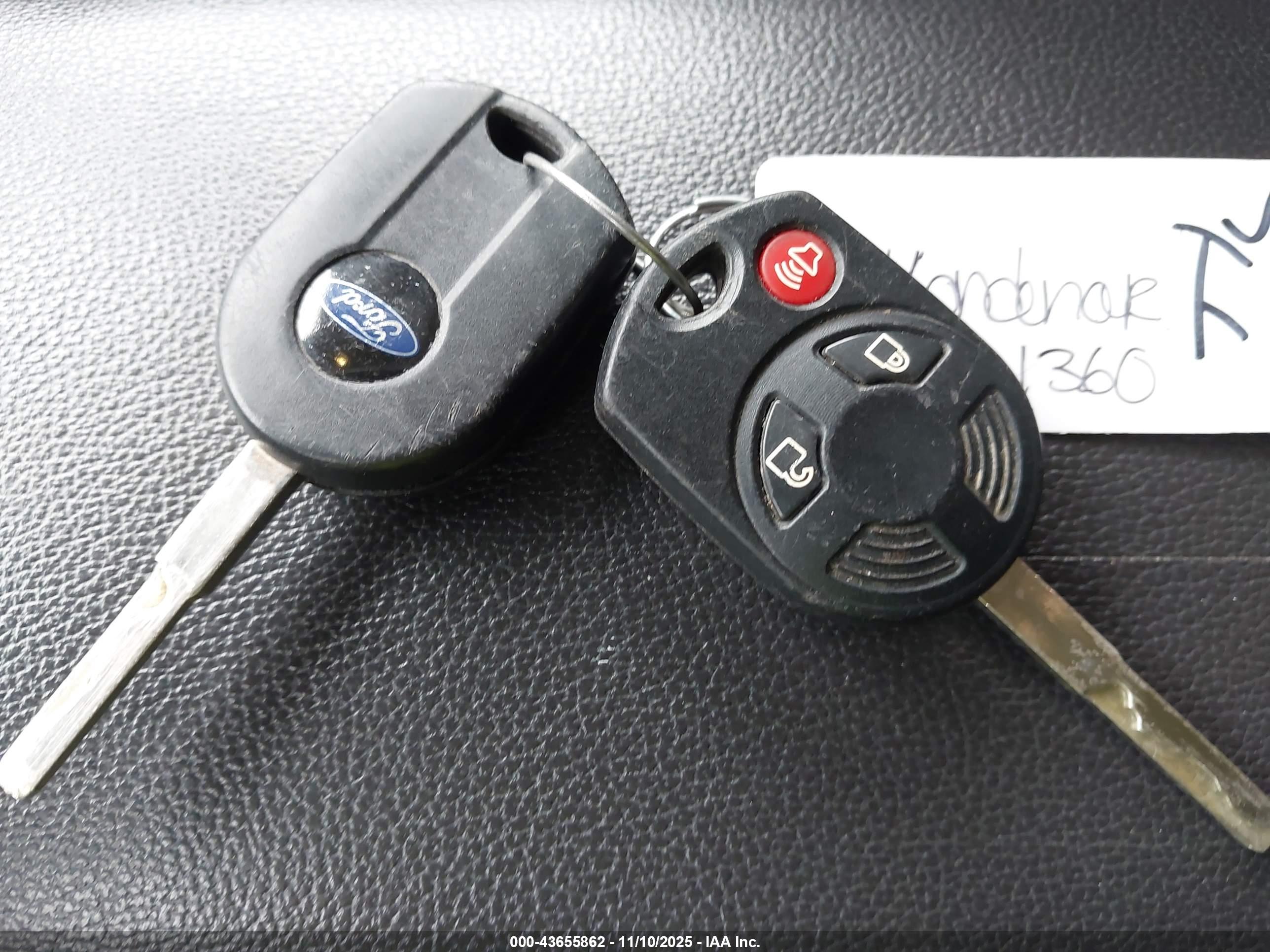 FORD ESCAPE image 11