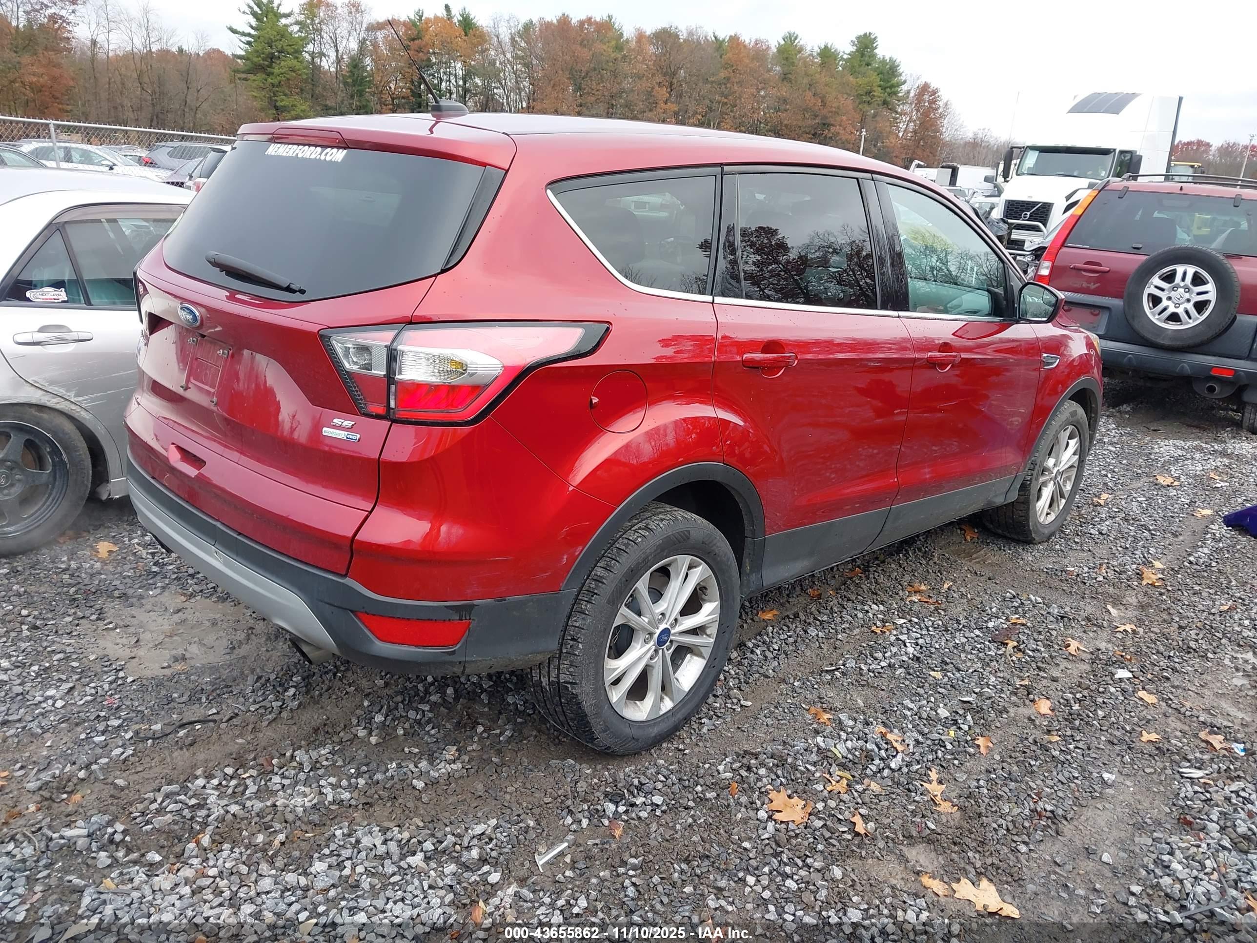 FORD ESCAPE image 4
