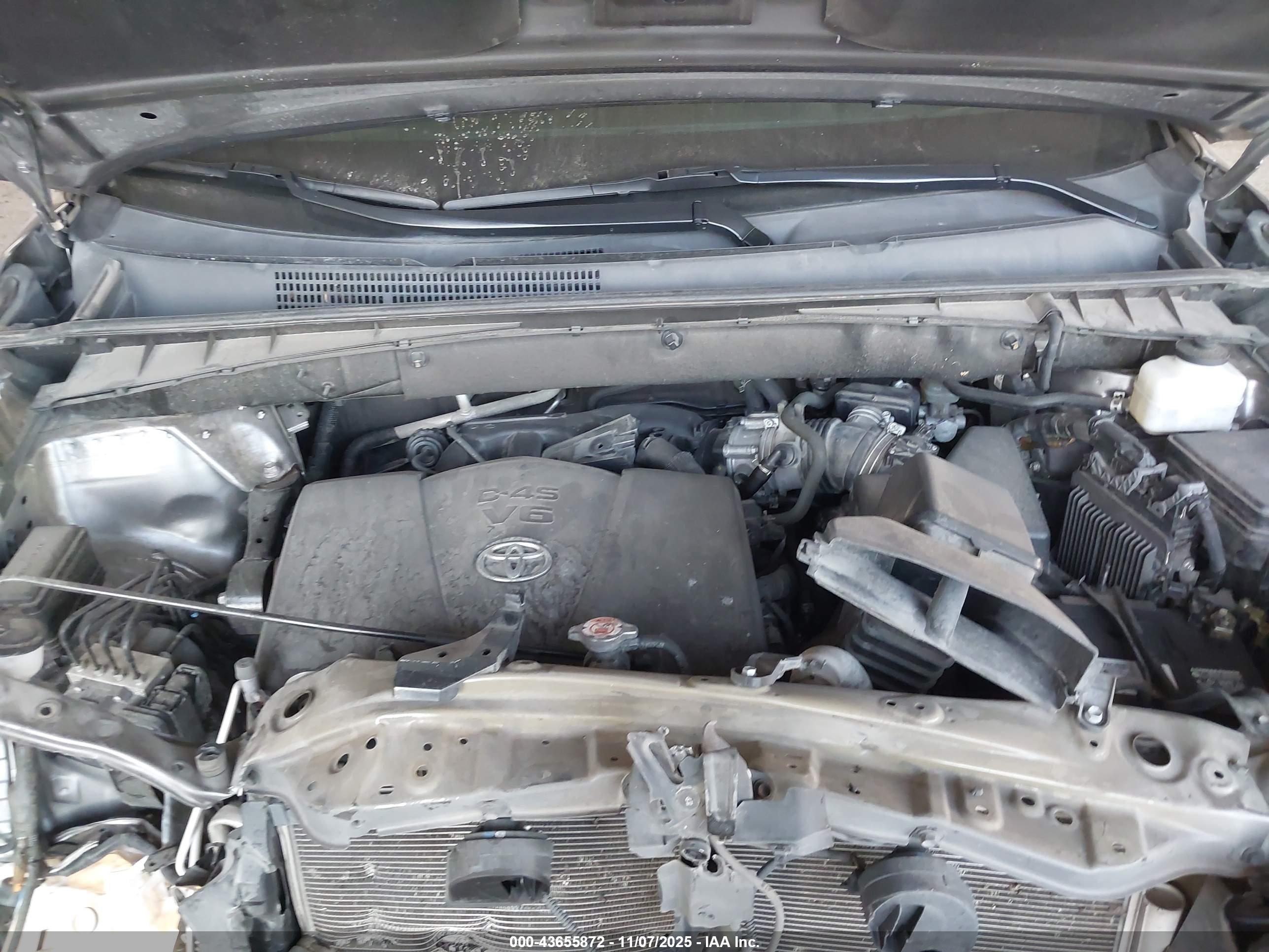 TOYOTA HIGHLANDER image 10