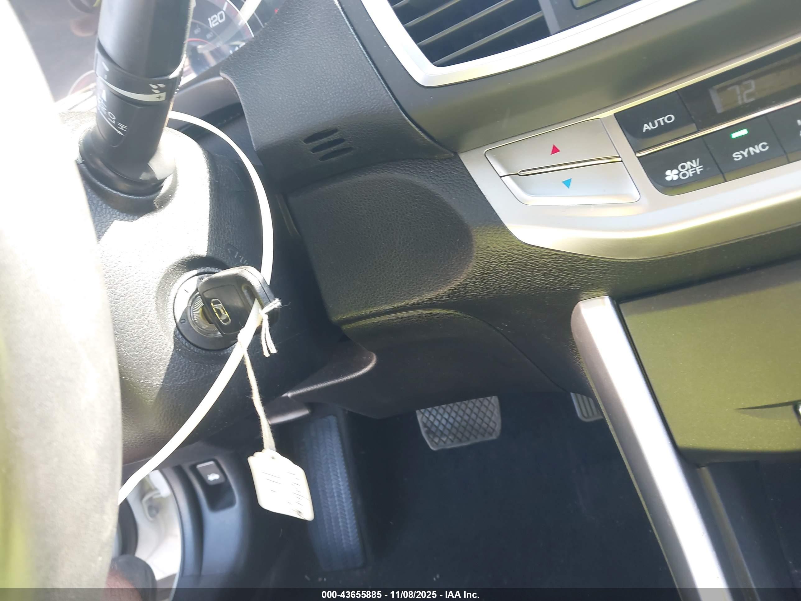 HONDA ACCORD image 11