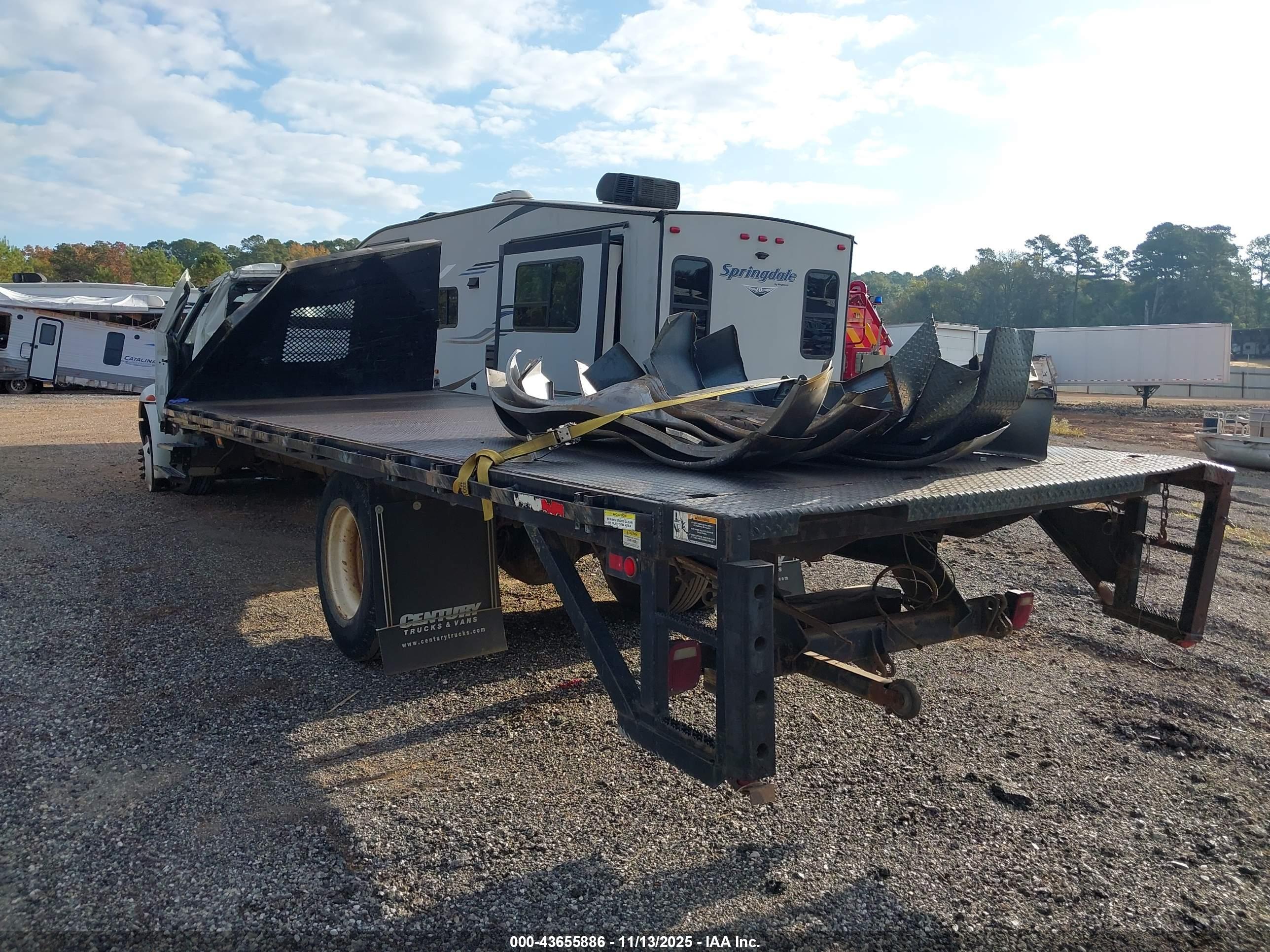 INTERNATIONAL 4000 image 3