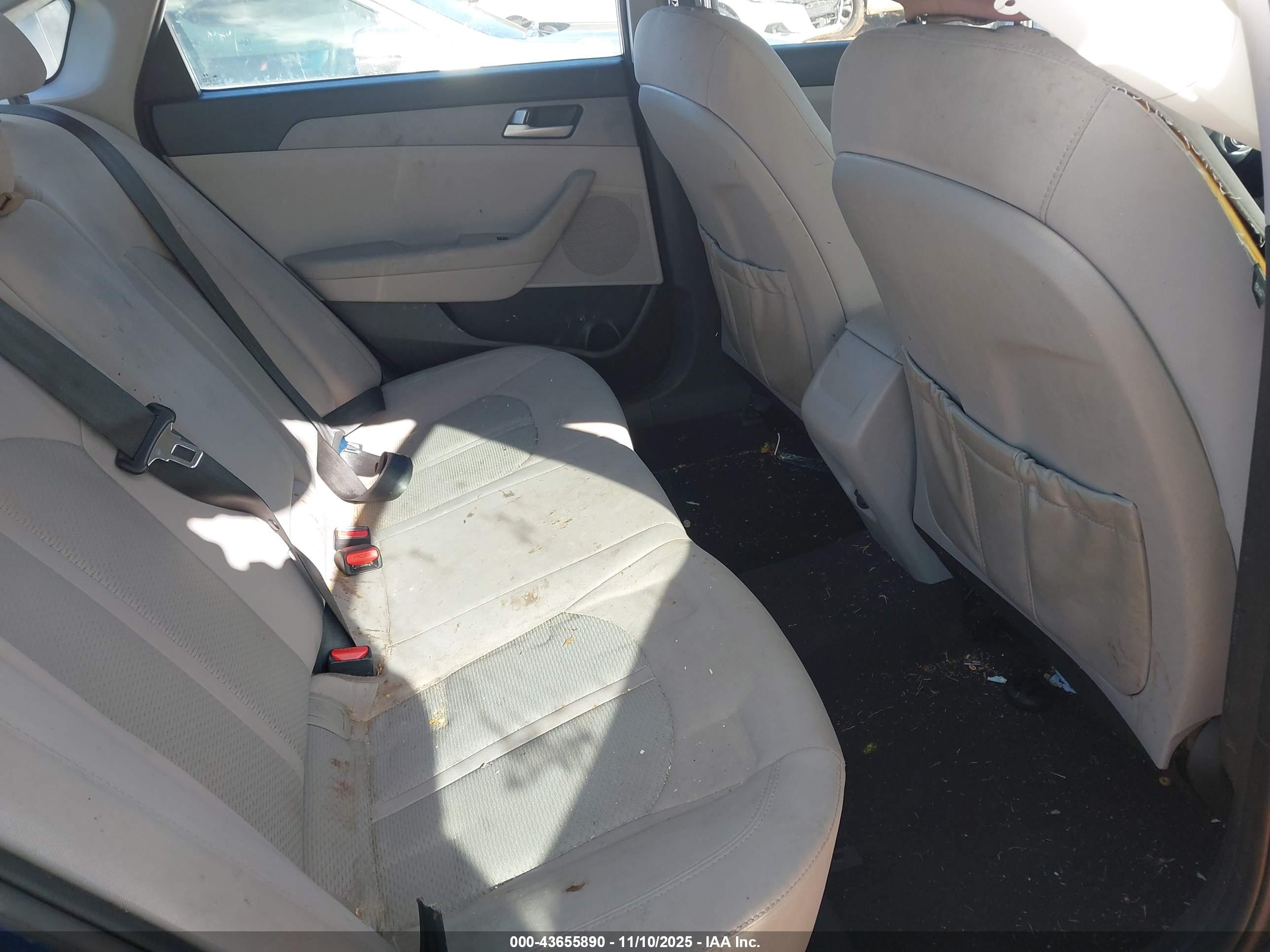 HYUNDAI SONATA image 8