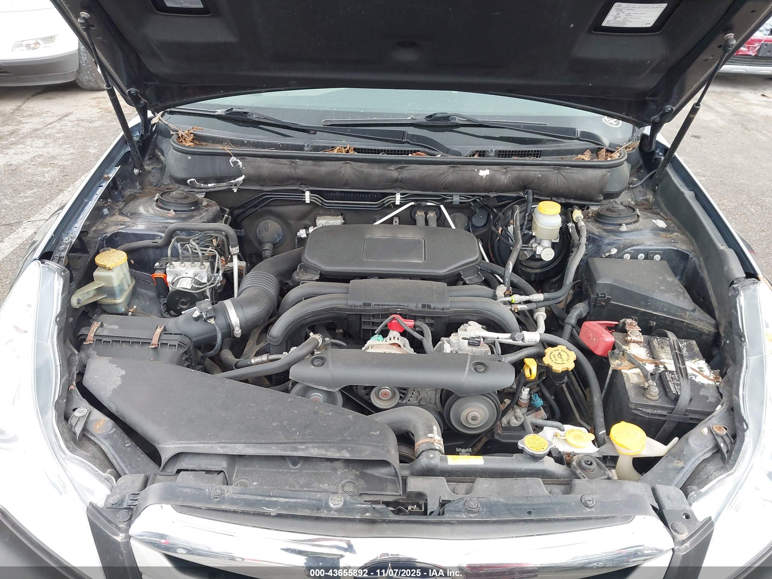 SUBARU OUTBACK image 10