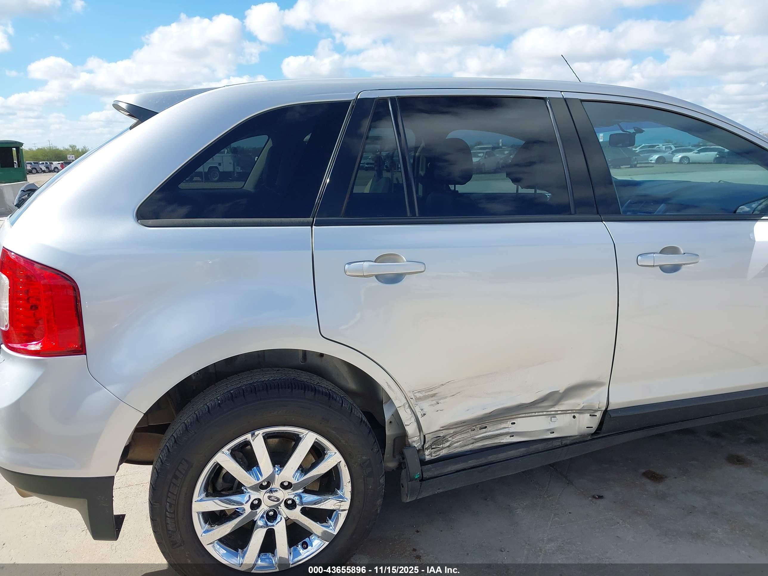 FORD EDGE image 6
