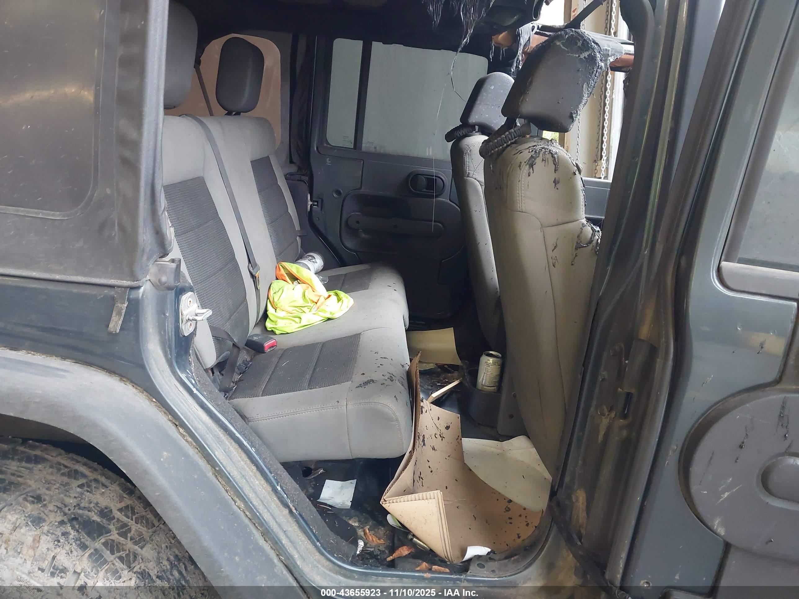 JEEP WRANGLER image 8