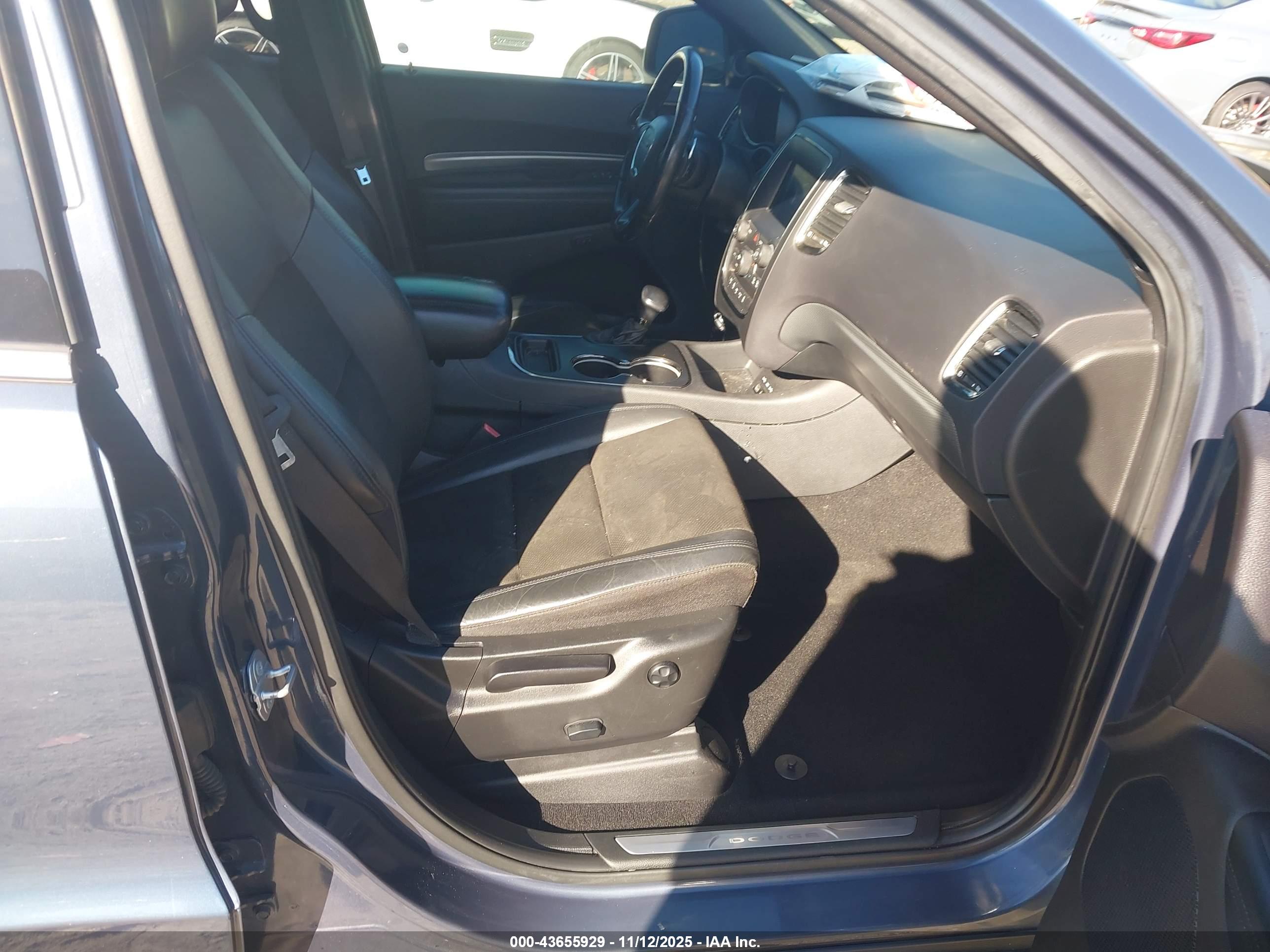 DODGE DURANGO image 5