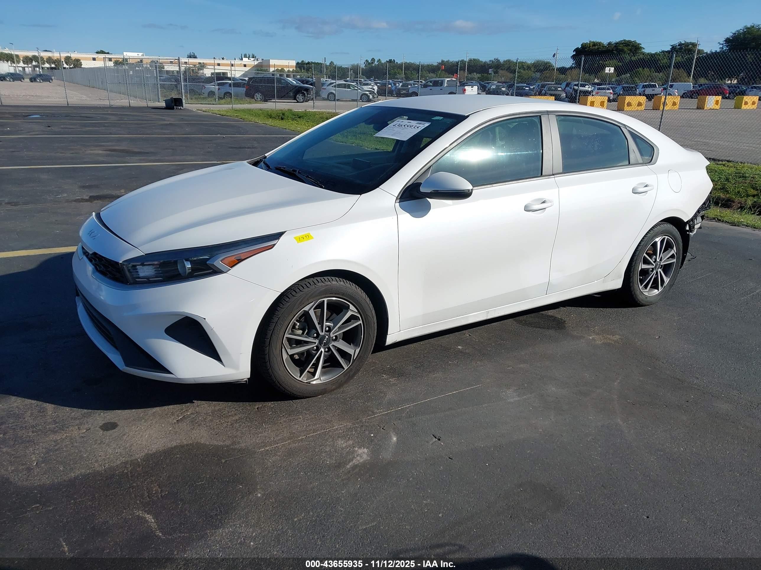 KIA FORTE image 2