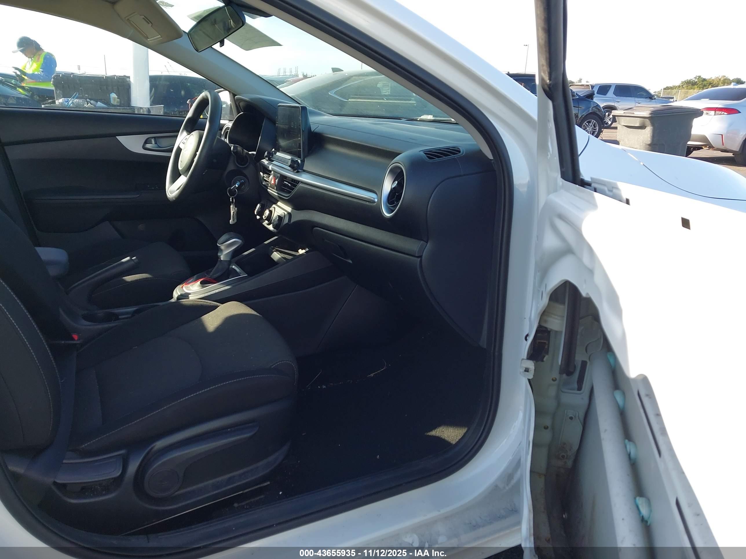 KIA FORTE image 5