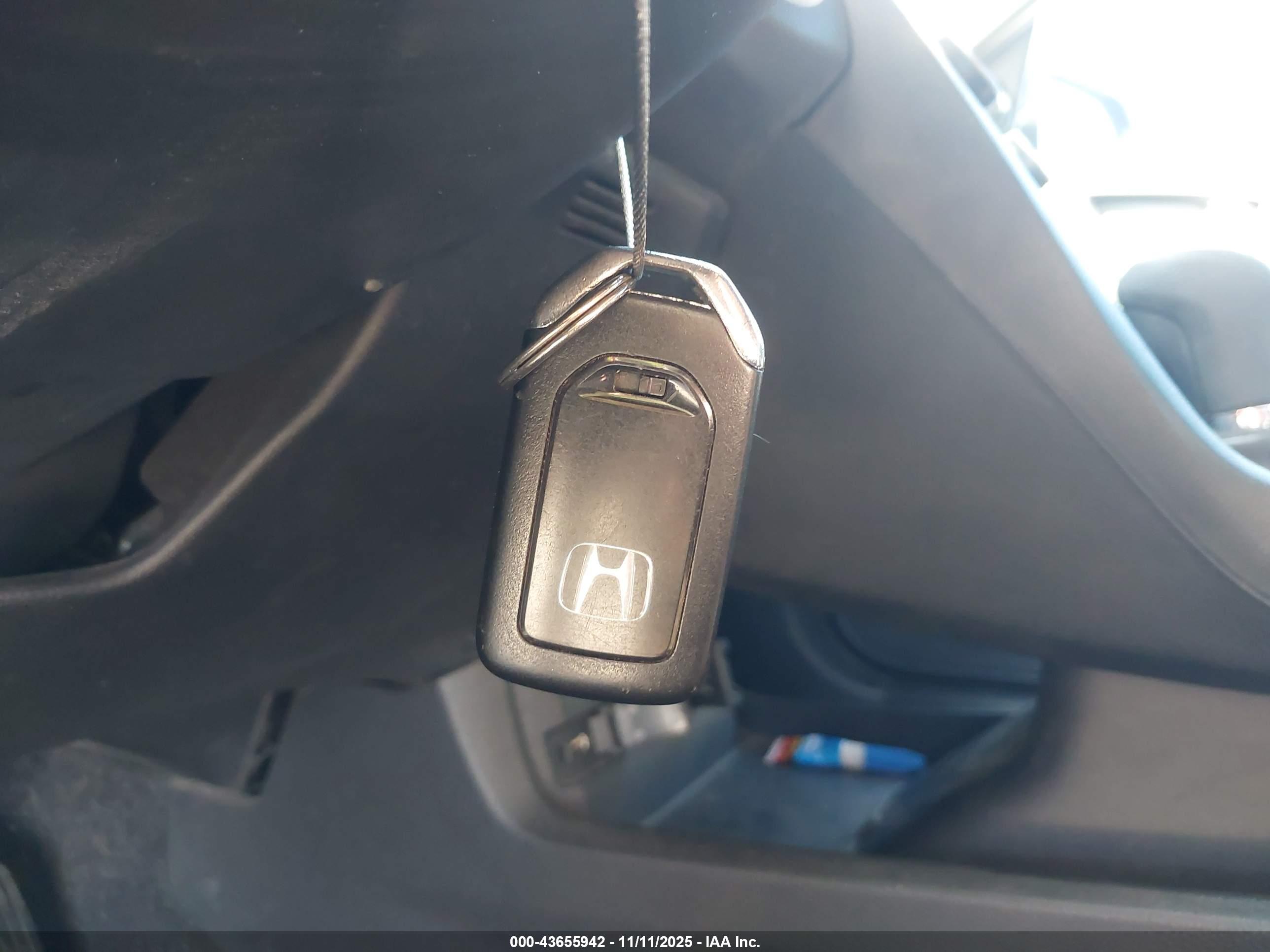 HONDA CIVIC image 11