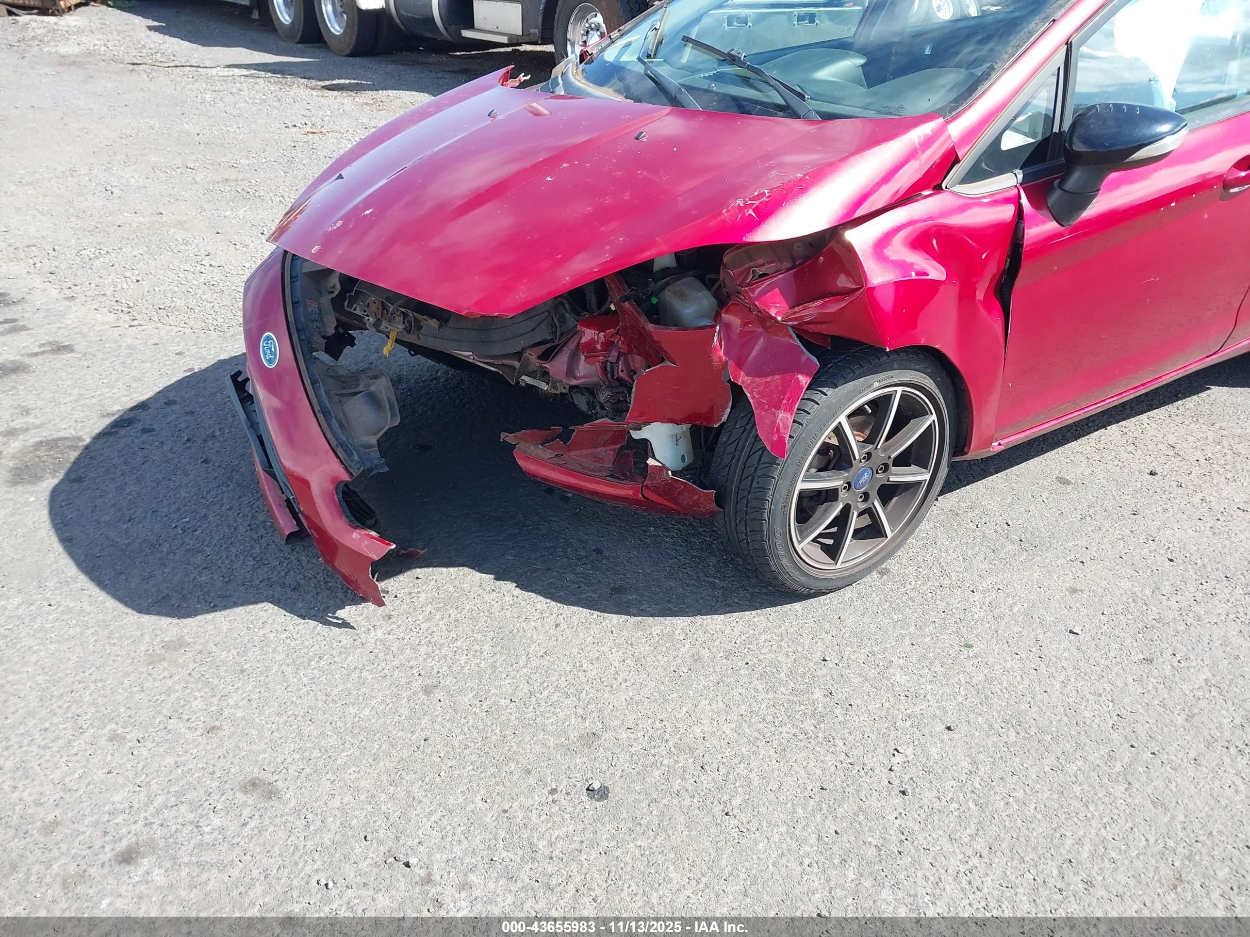 FORD FIESTA image 2