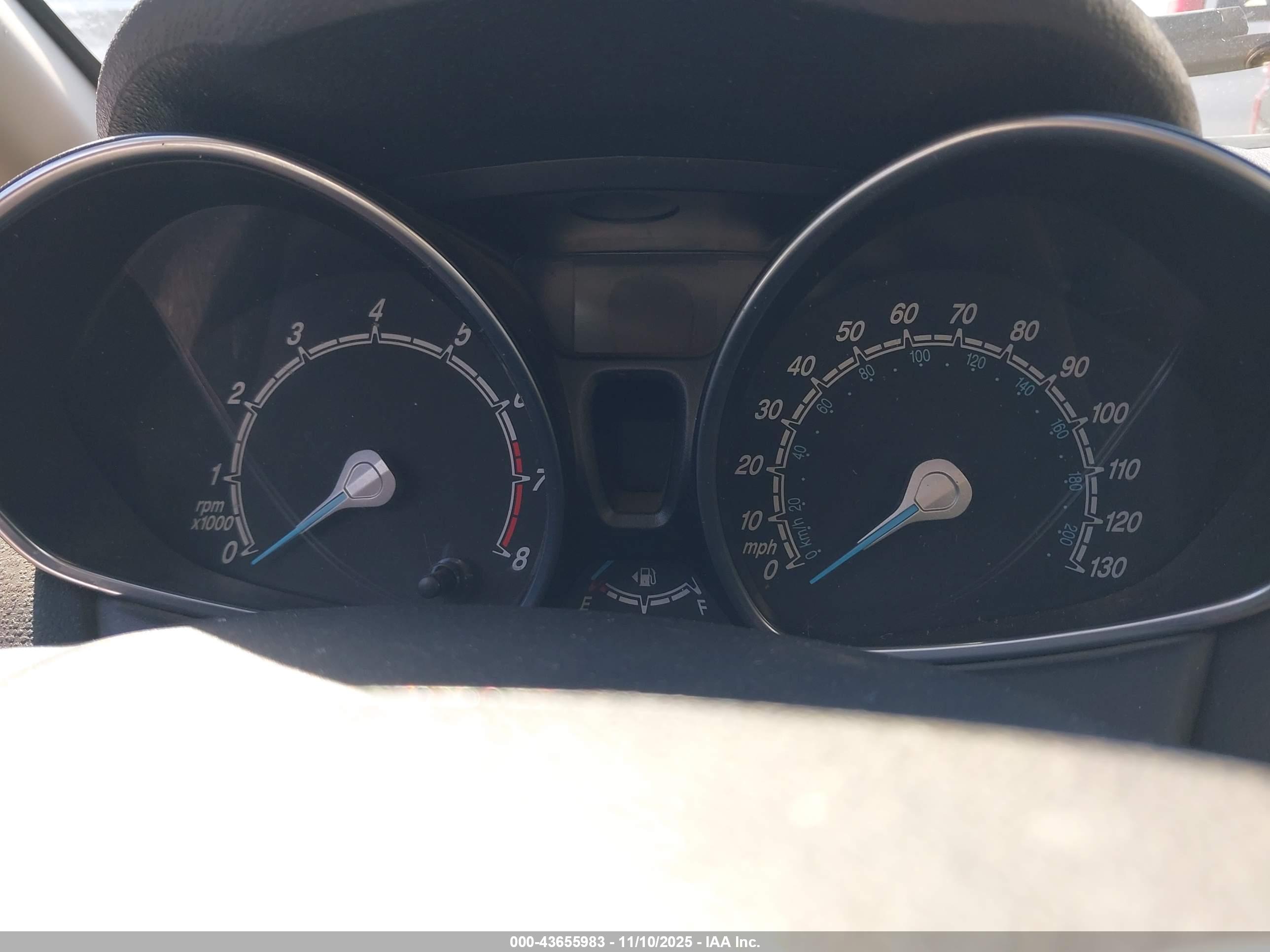 FORD FIESTA image 7