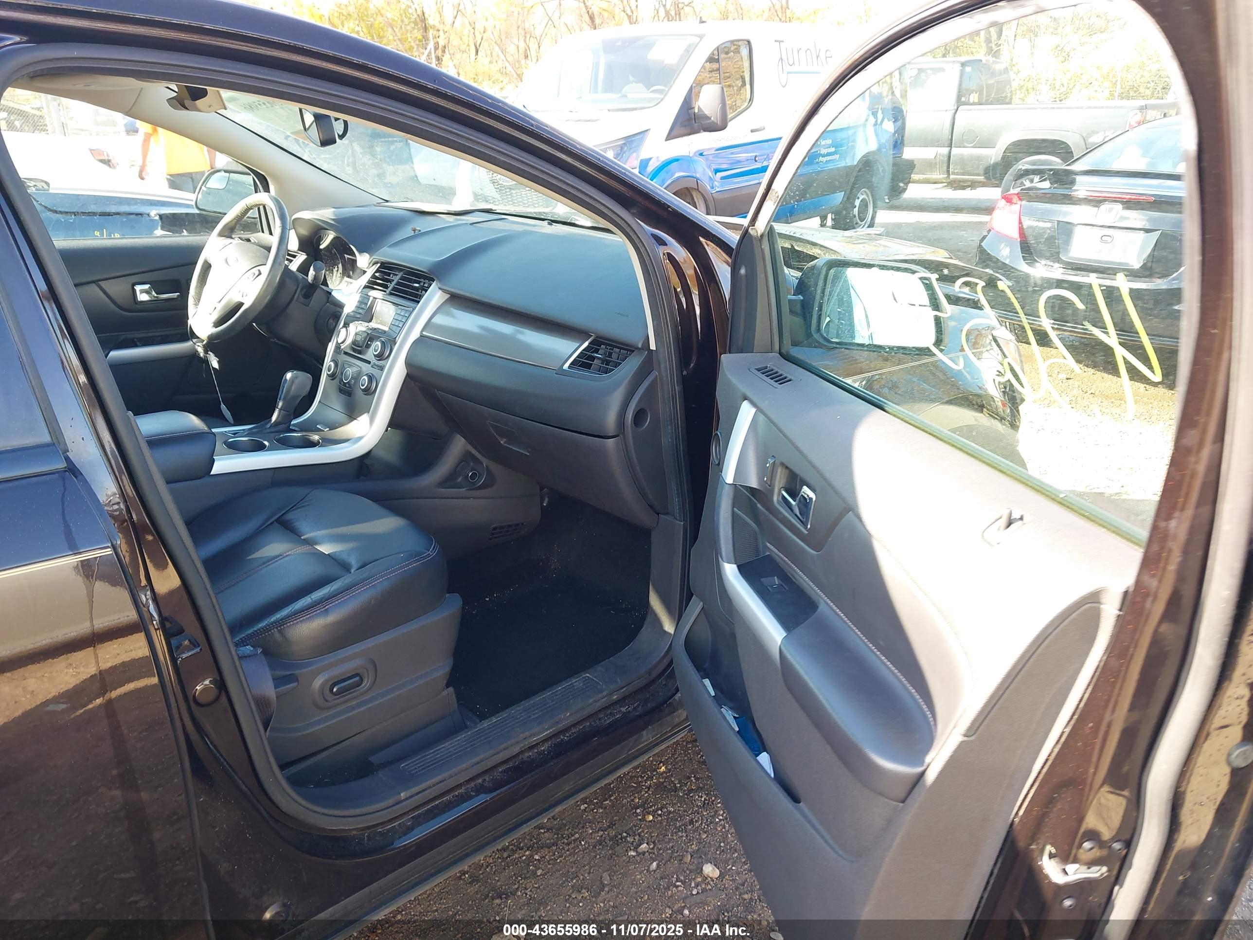 FORD EDGE image 5