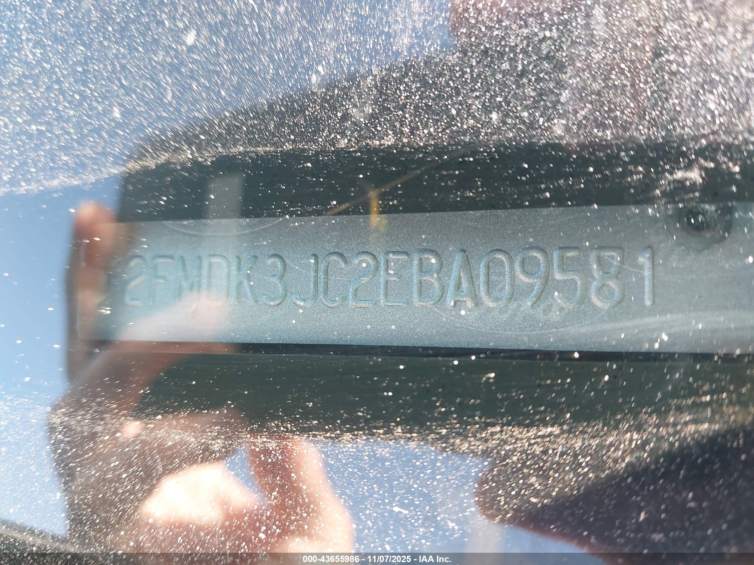 FORD EDGE image 9