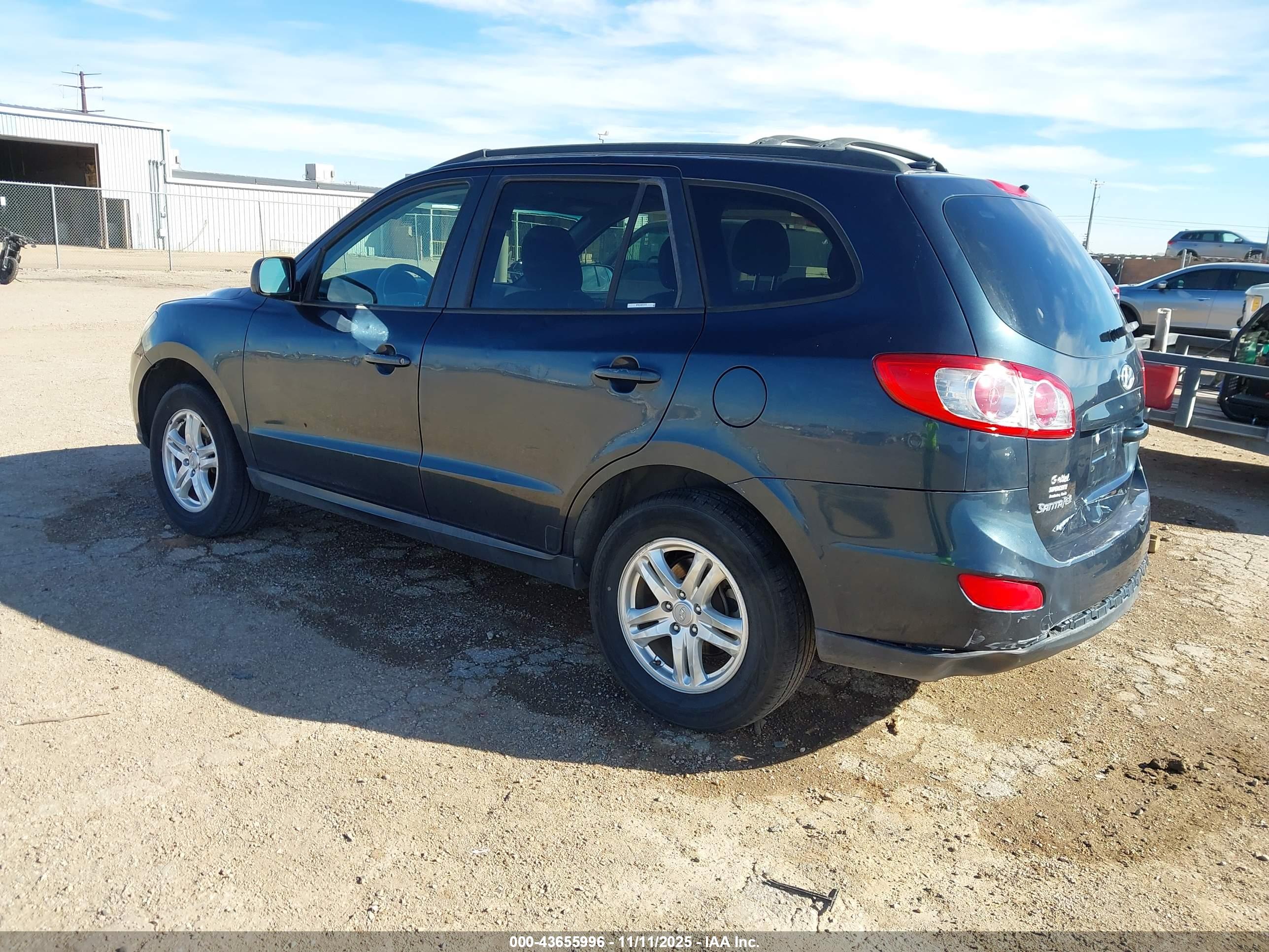 HYUNDAI SANTA image 3
